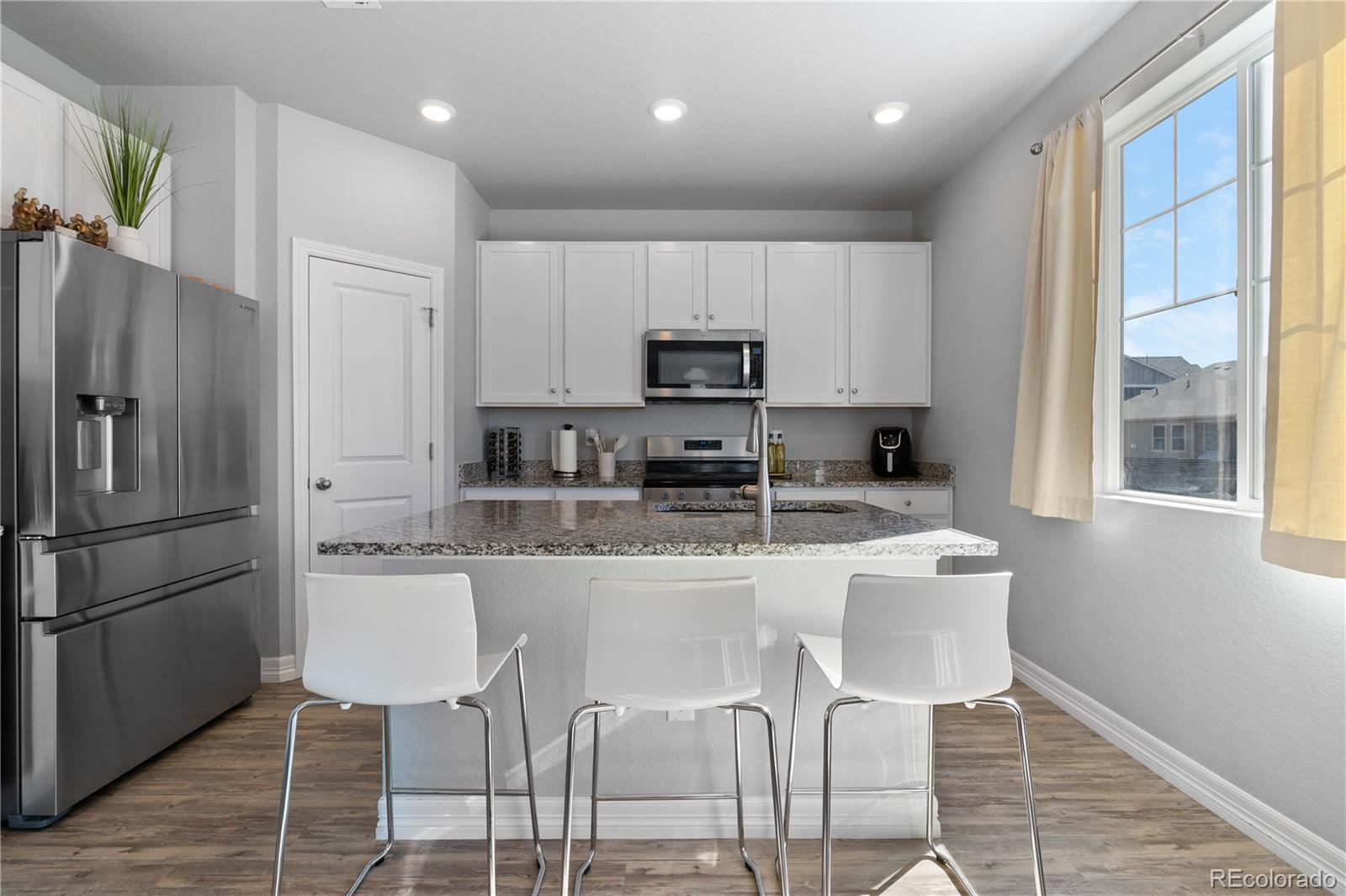 MLS Image #6 for 26818 e 1st place,aurora, Colorado