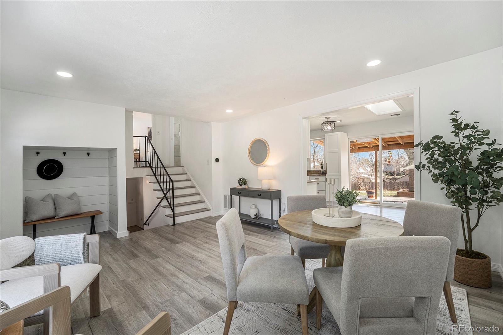 MLS Image #4 for 6532 s field way,littleton, Colorado