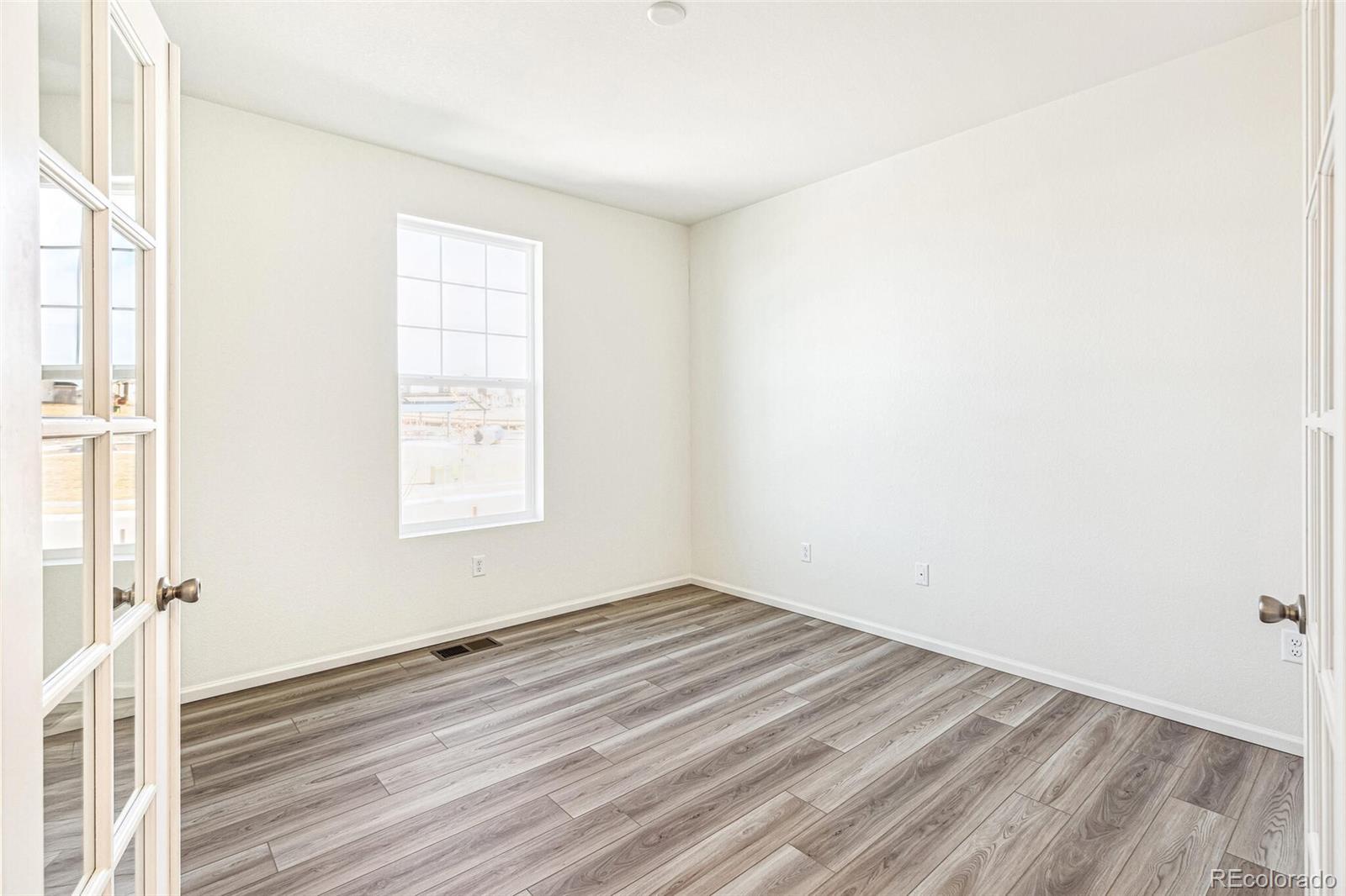 MLS Image #16 for 13382 e 110th way,commerce city, Colorado