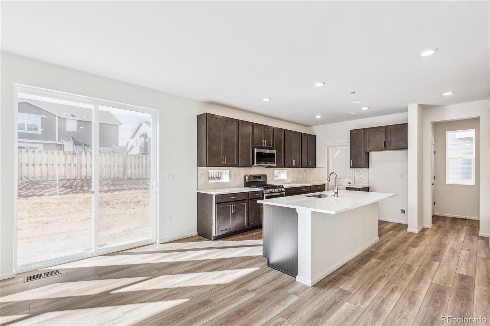 MLS Image #9 for 13382 e 110th way,commerce city, Colorado