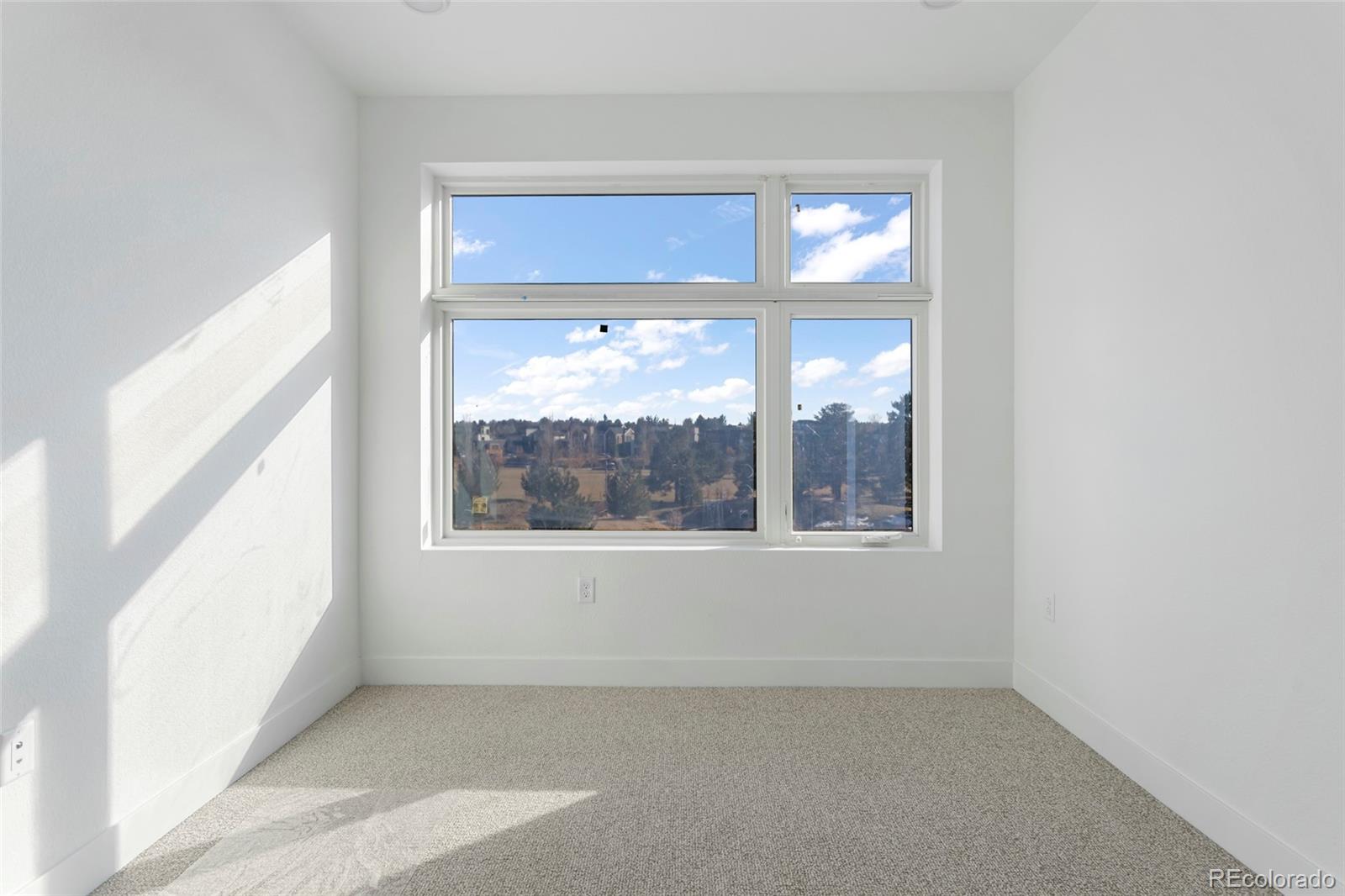 MLS Image #12 for 8  oneida court,denver, Colorado