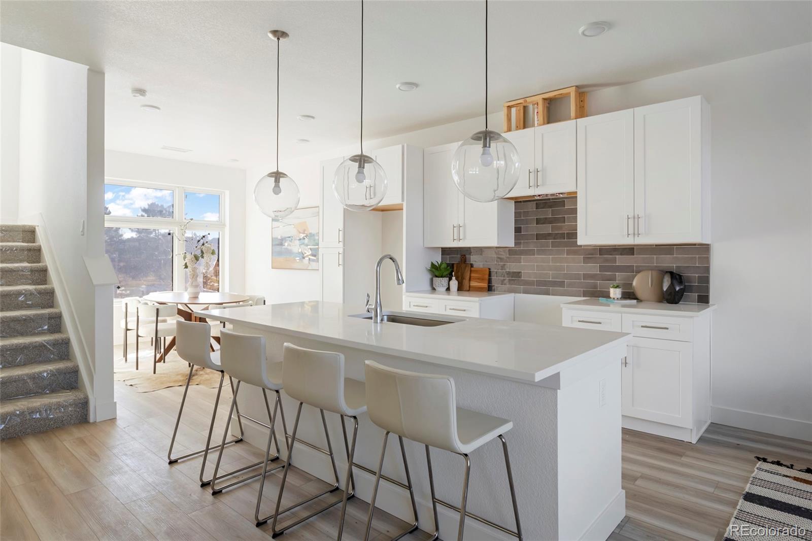 MLS Image #2 for 8  oneida court,denver, Colorado