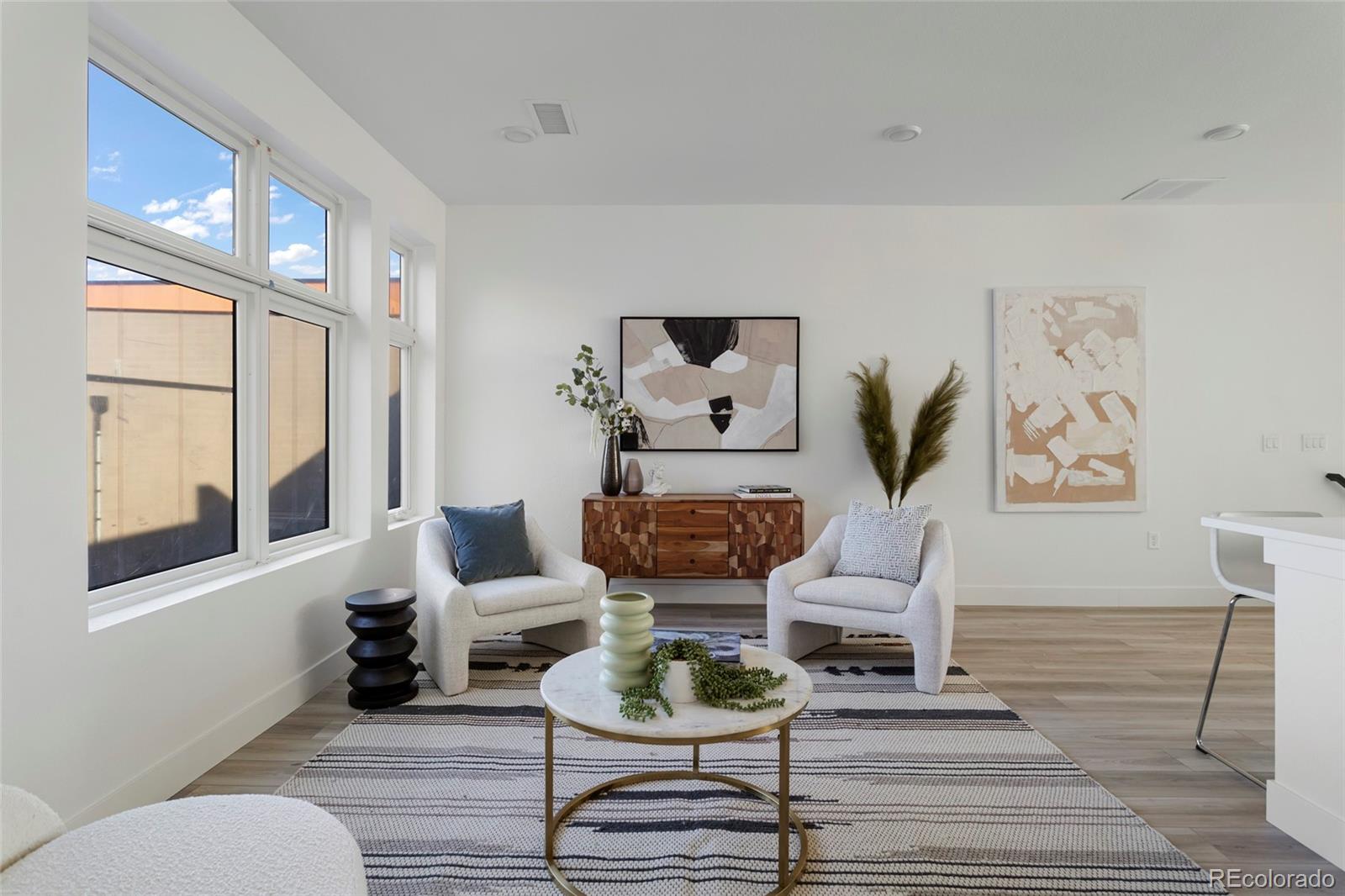 MLS Image #8 for 8  oneida court,denver, Colorado