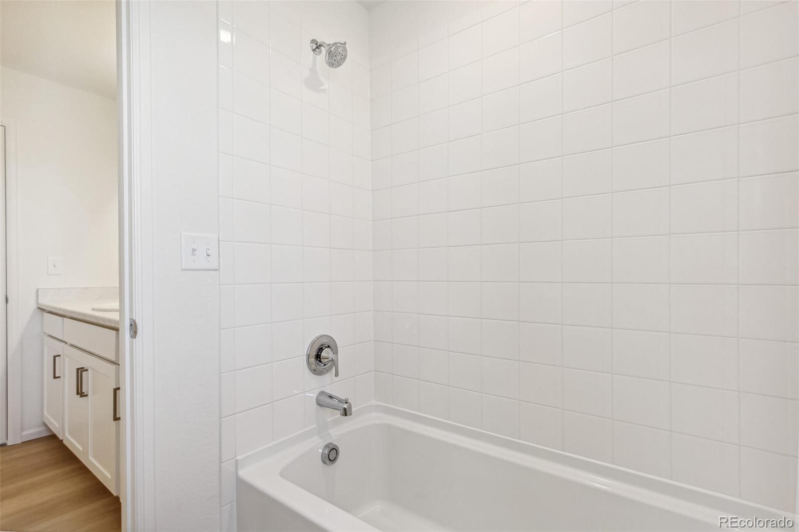 MLS Image #28 for 13422 e 110th way,commerce city, Colorado