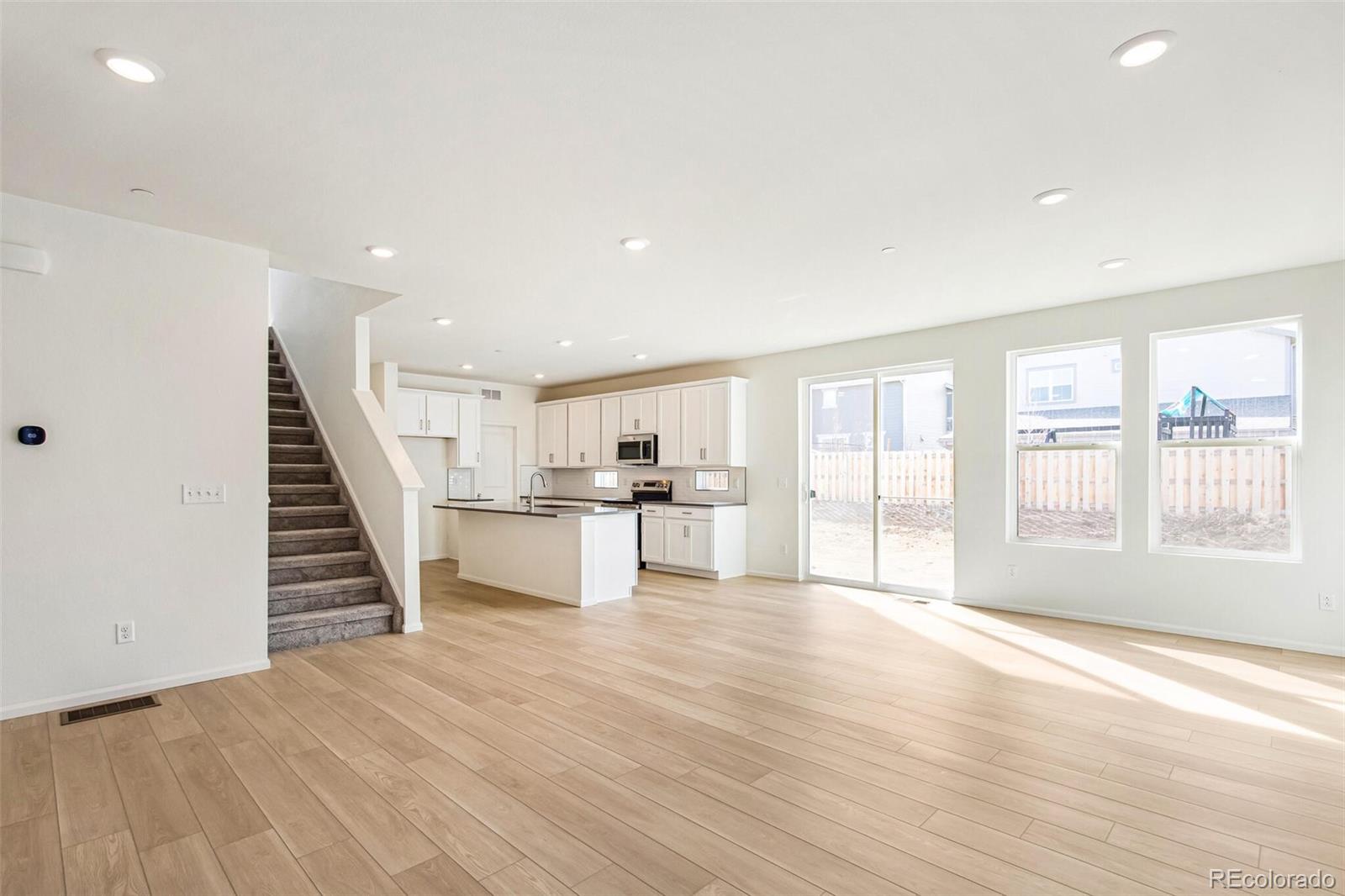 MLS Image #5 for 13422 e 110th way,commerce city, Colorado