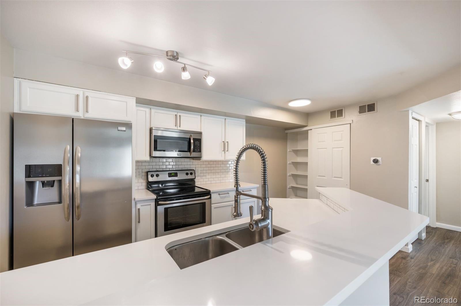 MLS Image #18 for 50 s boulder circle,boulder, Colorado
