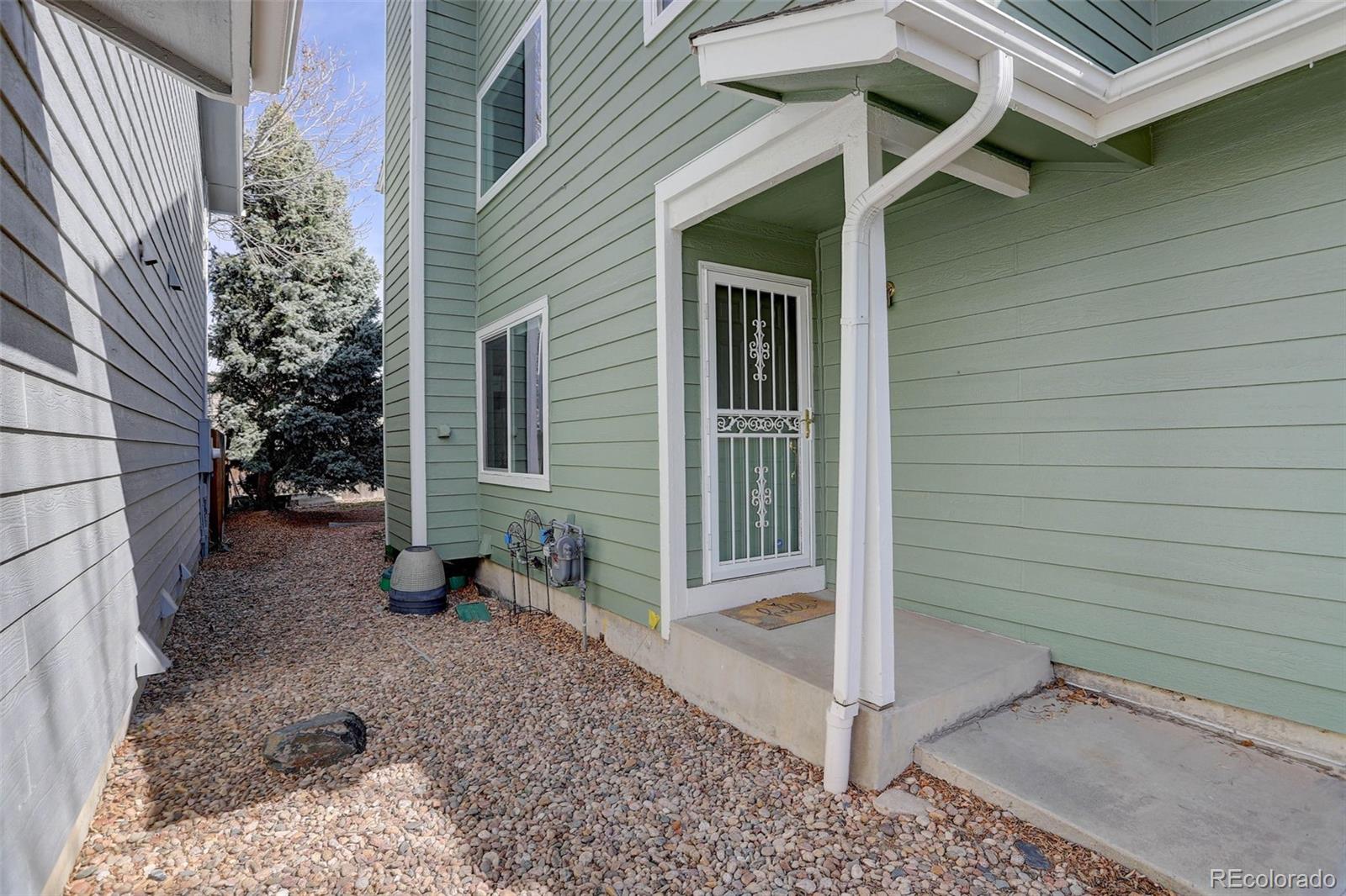 MLS Image #3 for 8254 s gaylord circle,centennial, Colorado
