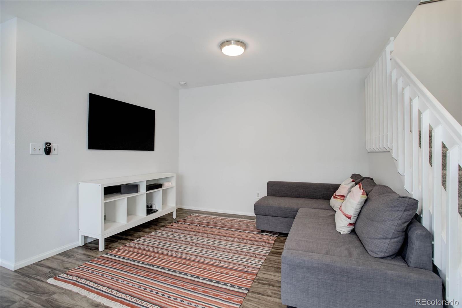 MLS Image #8 for 8254 s gaylord circle,centennial, Colorado