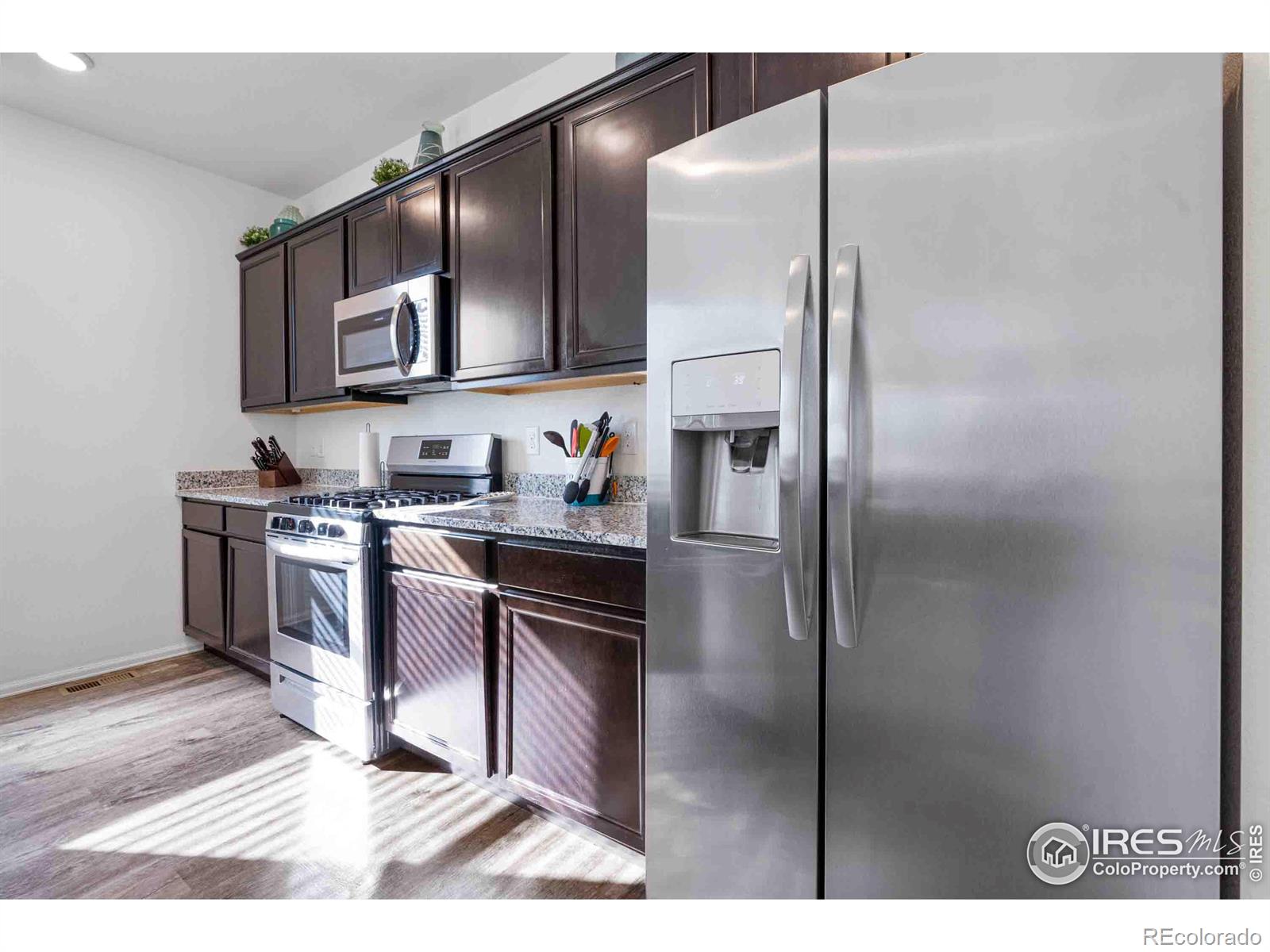 MLS Image #7 for 1807  hydrangea drive,windsor, Colorado