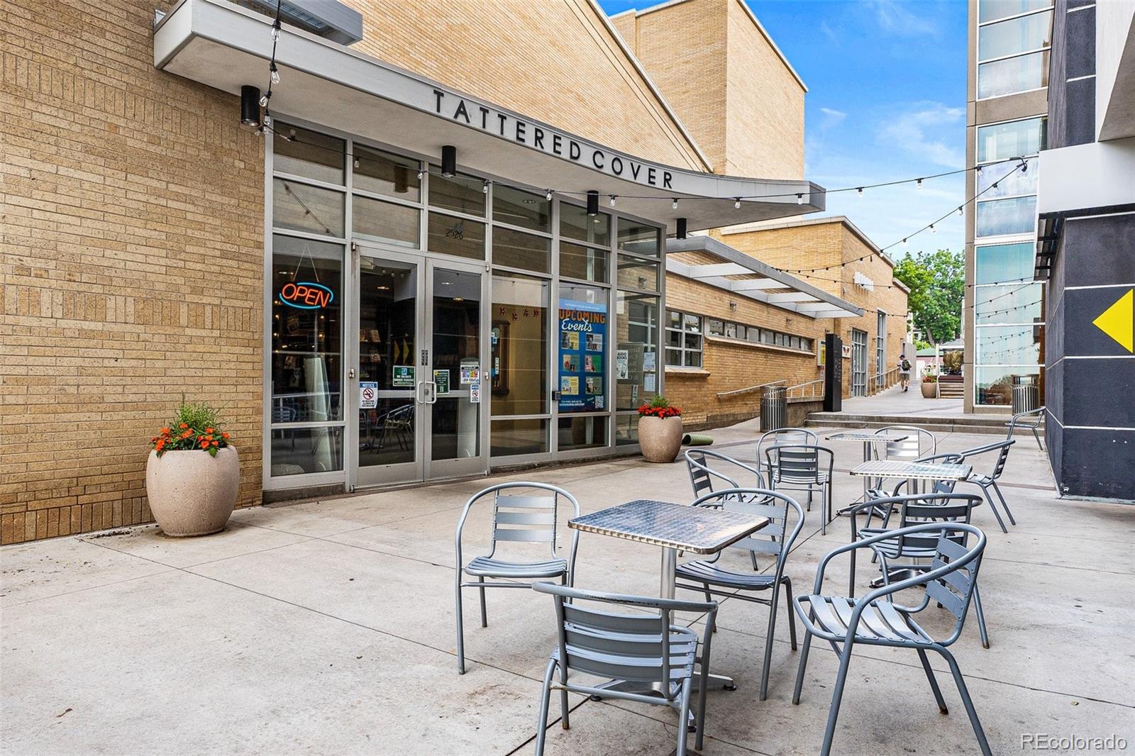 MLS Image #43 for 925  steele street,denver, Colorado
