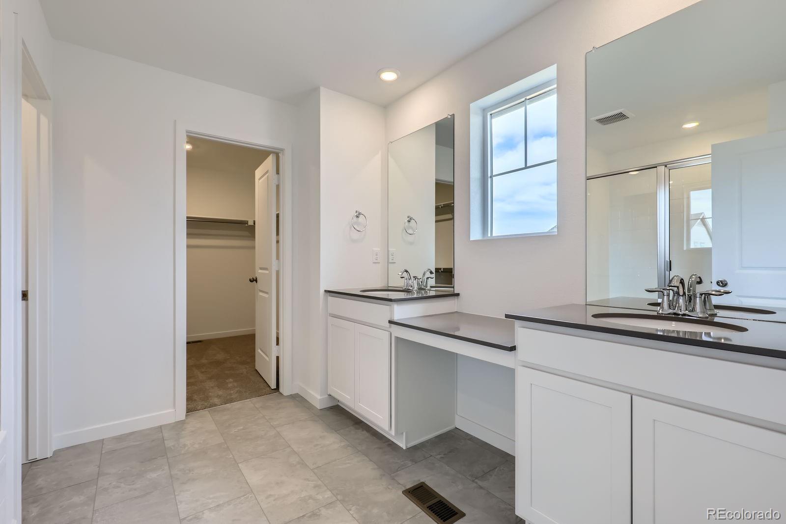 MLS Image #8 for 28625 e 6th place,watkins, Colorado