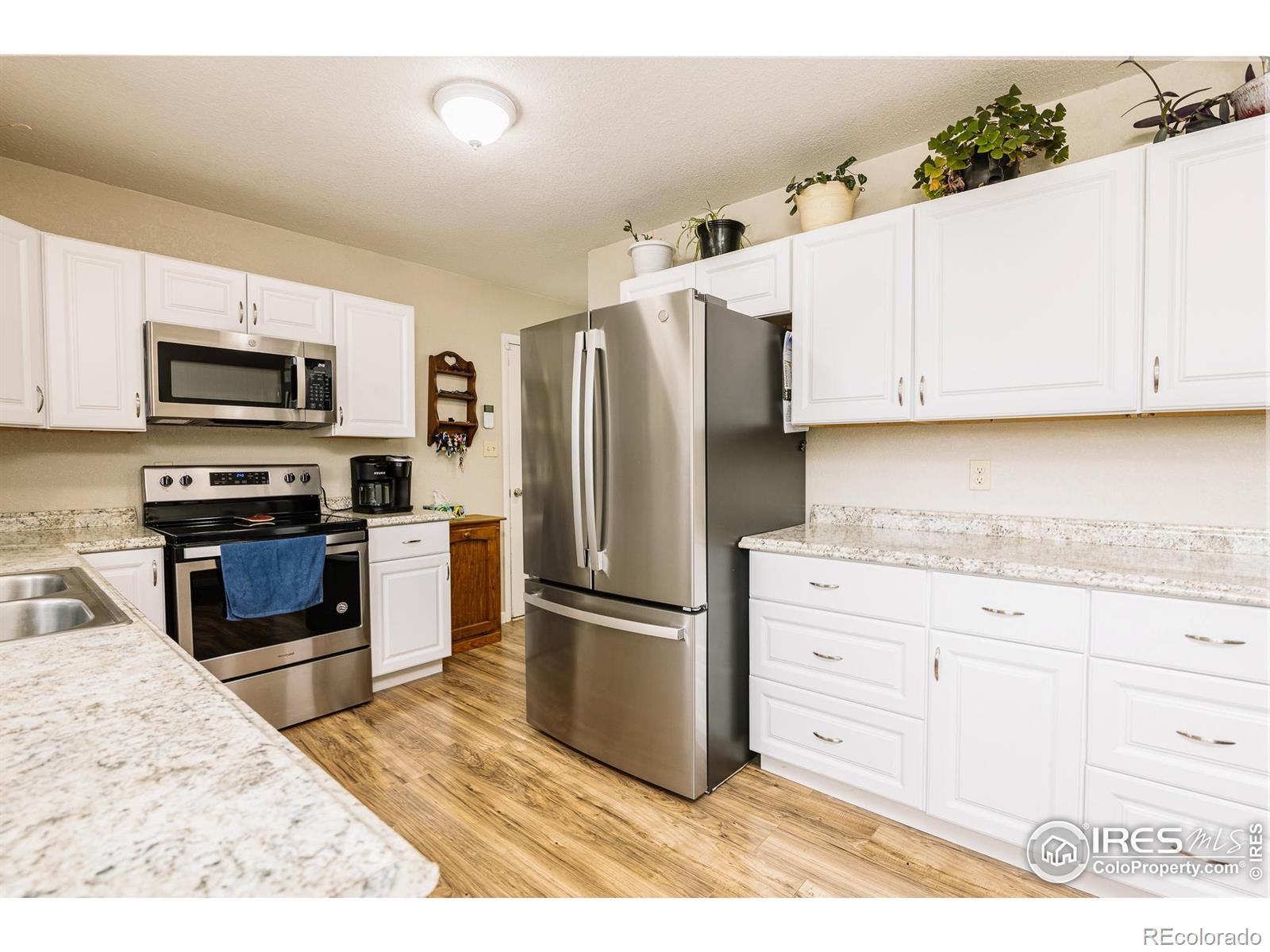 MLS Image #3 for 537  30th avenue,greeley, Colorado