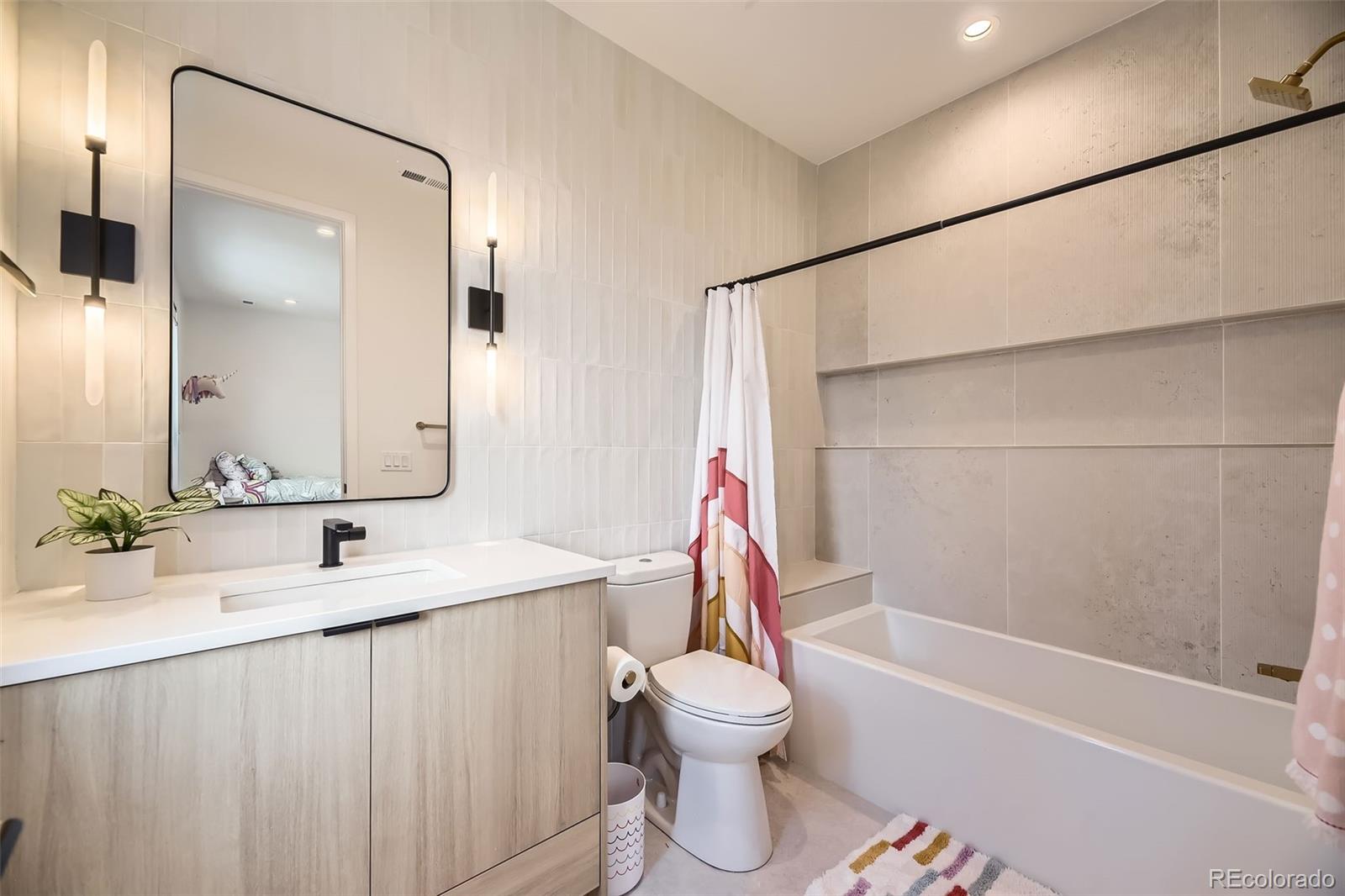 MLS Image #36 for 3083 s garfield street,denver, Colorado