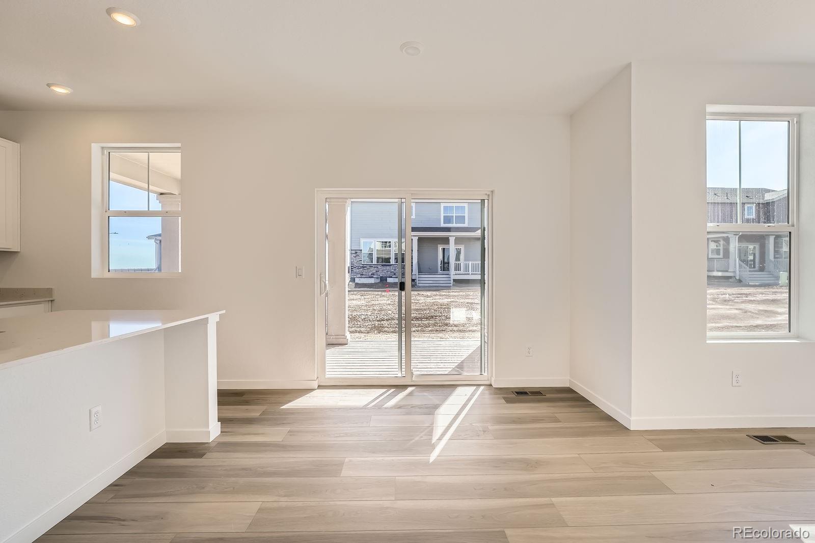 MLS Image #5 for 728 n clubview street,watkins, Colorado