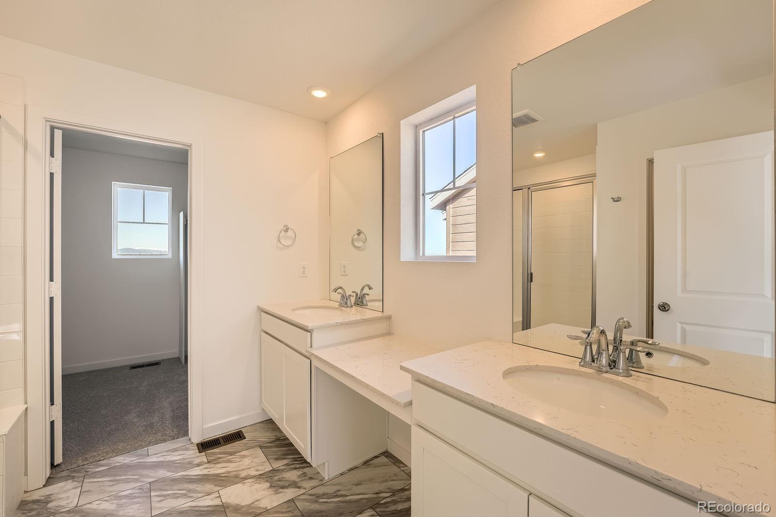 MLS Image #7 for 728 n clubview street,watkins, Colorado