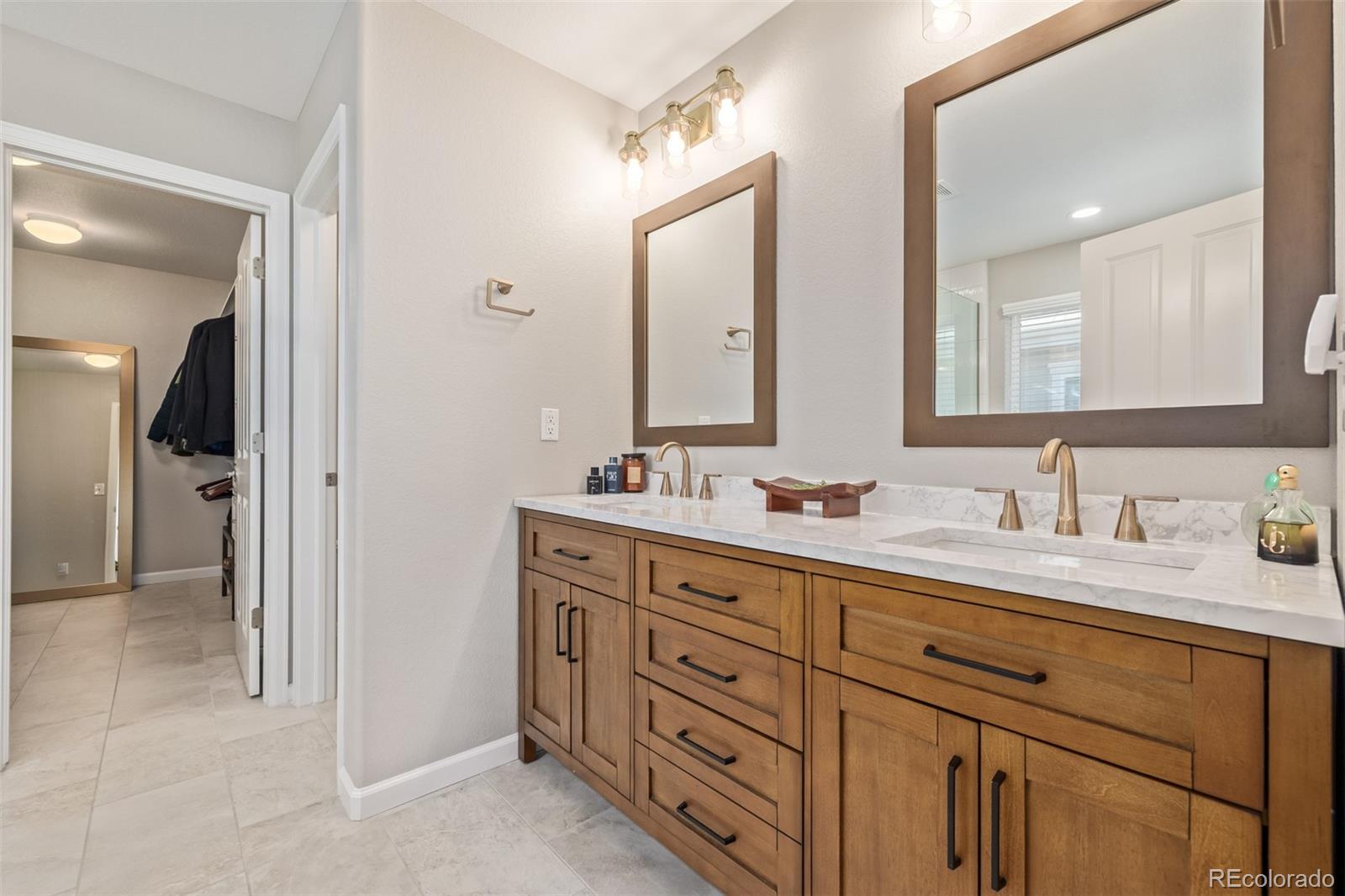 MLS Image #13 for 12510  fisher street,englewood, Colorado