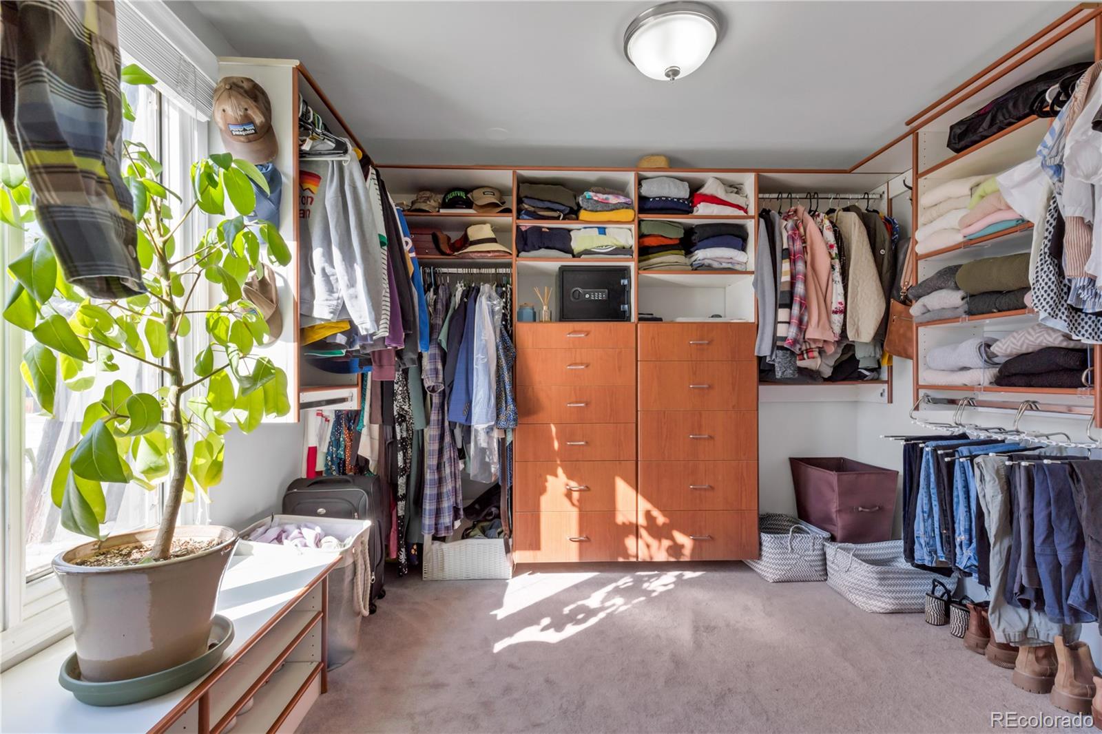 MLS Image #27 for 2496 s leyden street,denver, Colorado