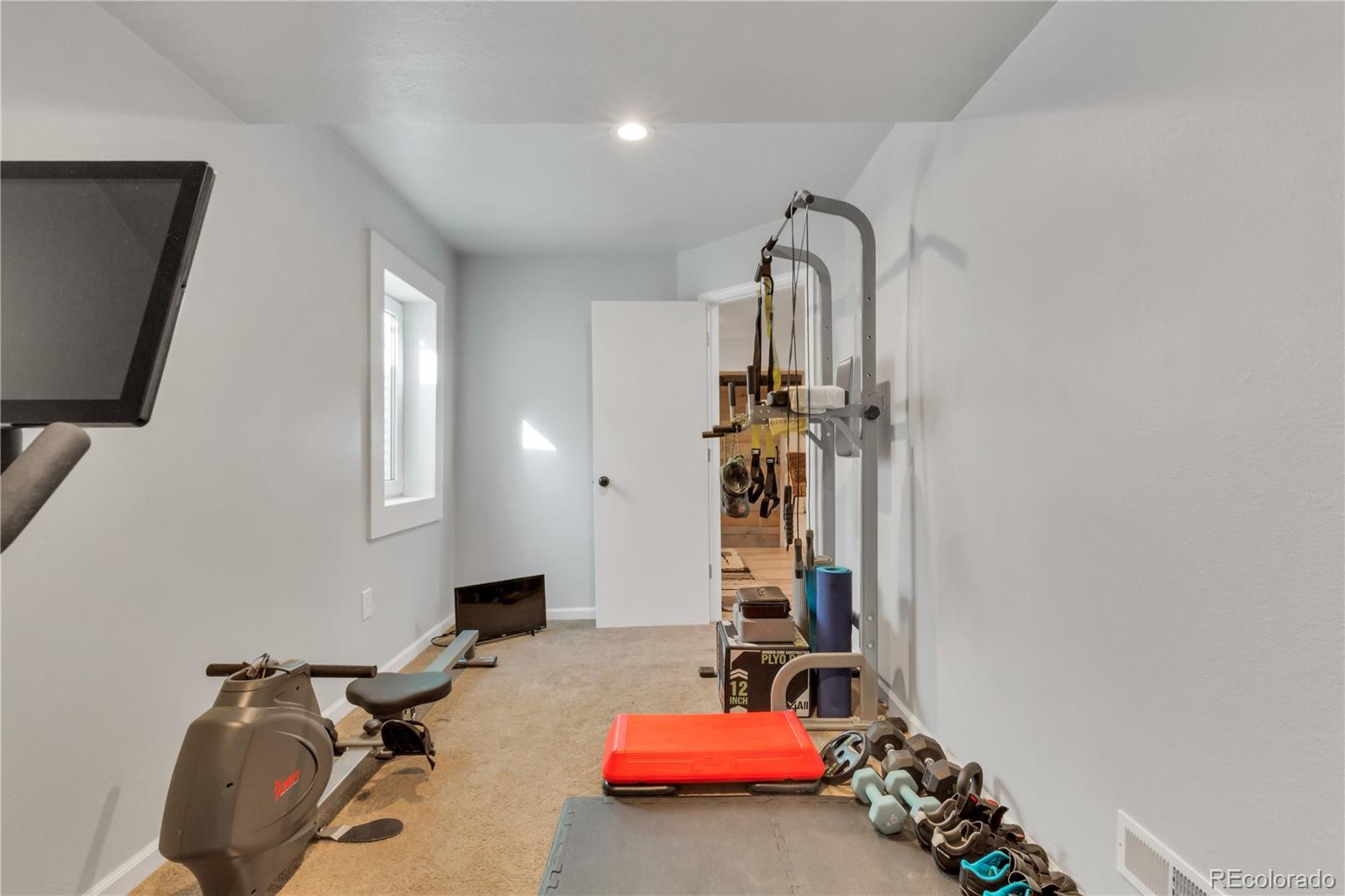 MLS Image #36 for 2496 s leyden street,denver, Colorado