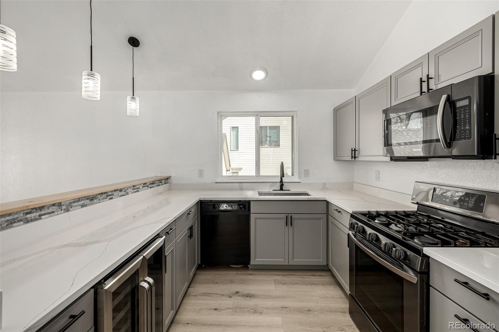 MLS Image #10 for 17486 e plateau drive,aurora, Colorado