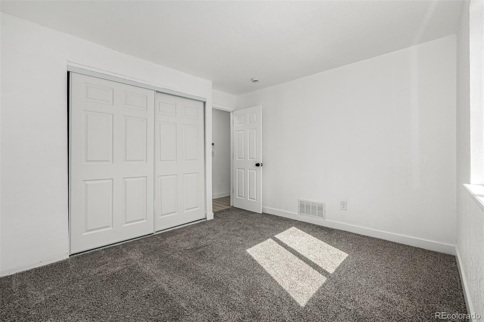 MLS Image #13 for 17486 e plateau drive,aurora, Colorado