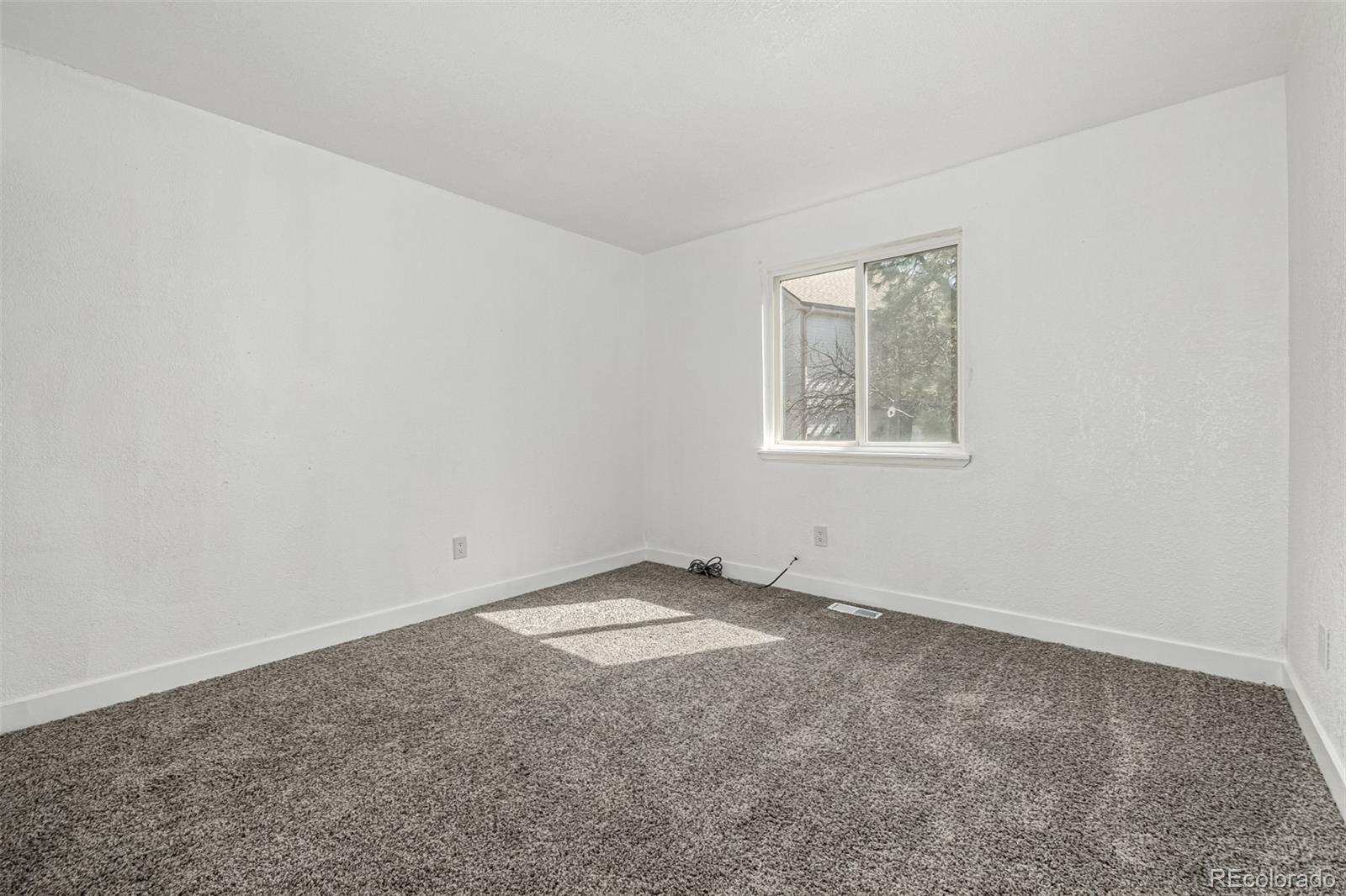 MLS Image #14 for 17486 e plateau drive,aurora, Colorado