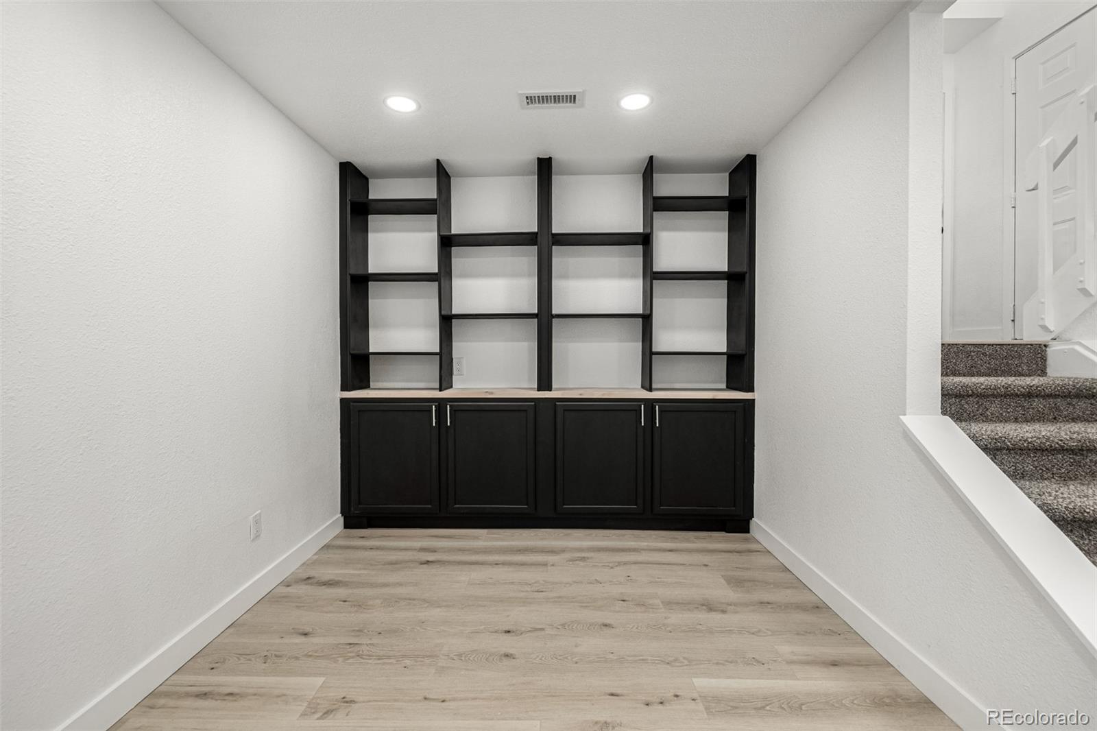 MLS Image #21 for 17486 e plateau drive,aurora, Colorado