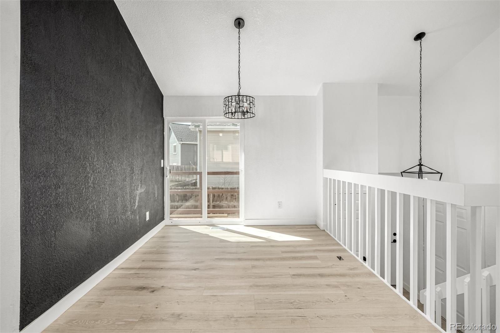 MLS Image #3 for 17486 e plateau drive,aurora, Colorado