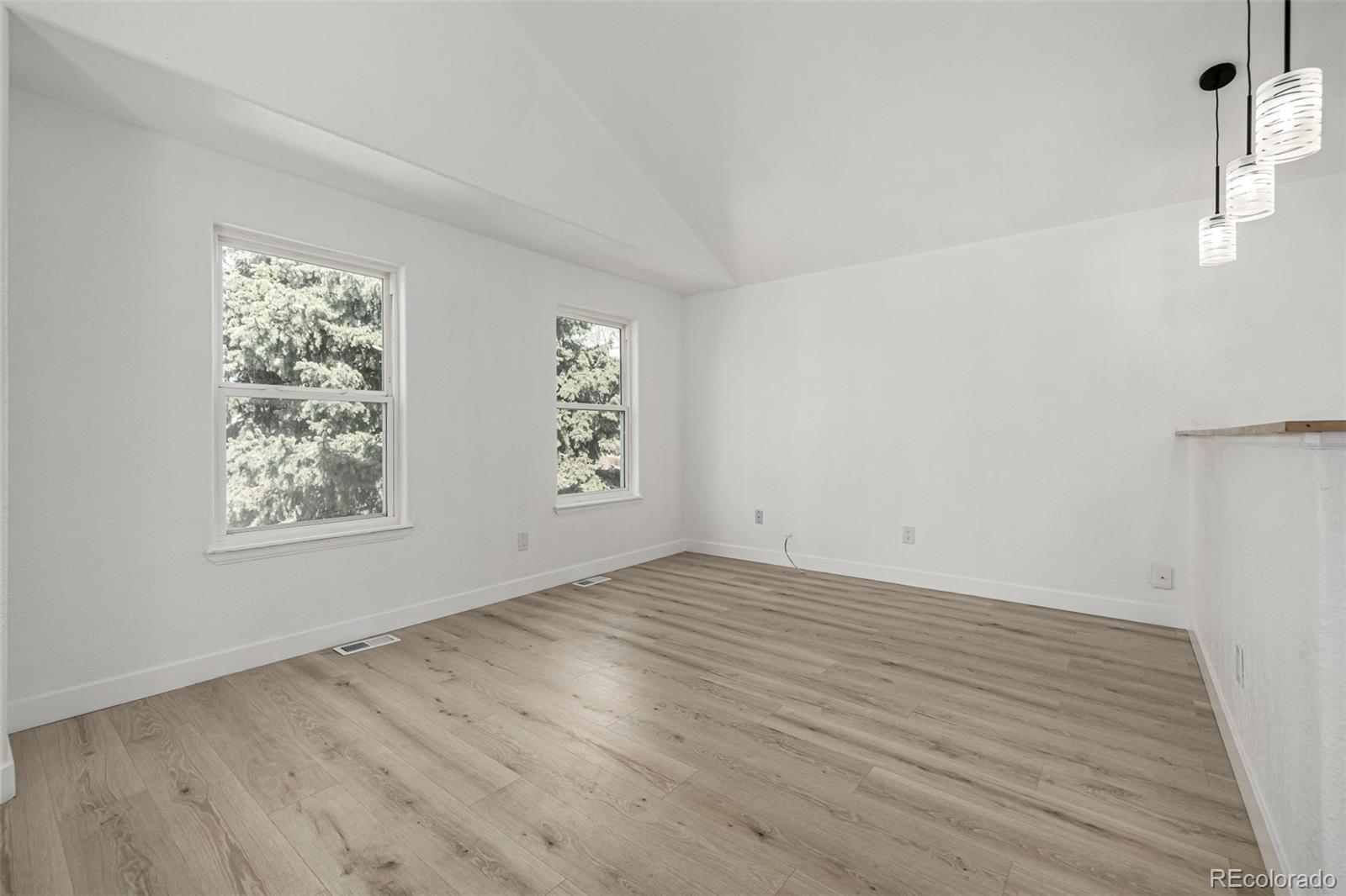 MLS Image #6 for 17486 e plateau drive,aurora, Colorado
