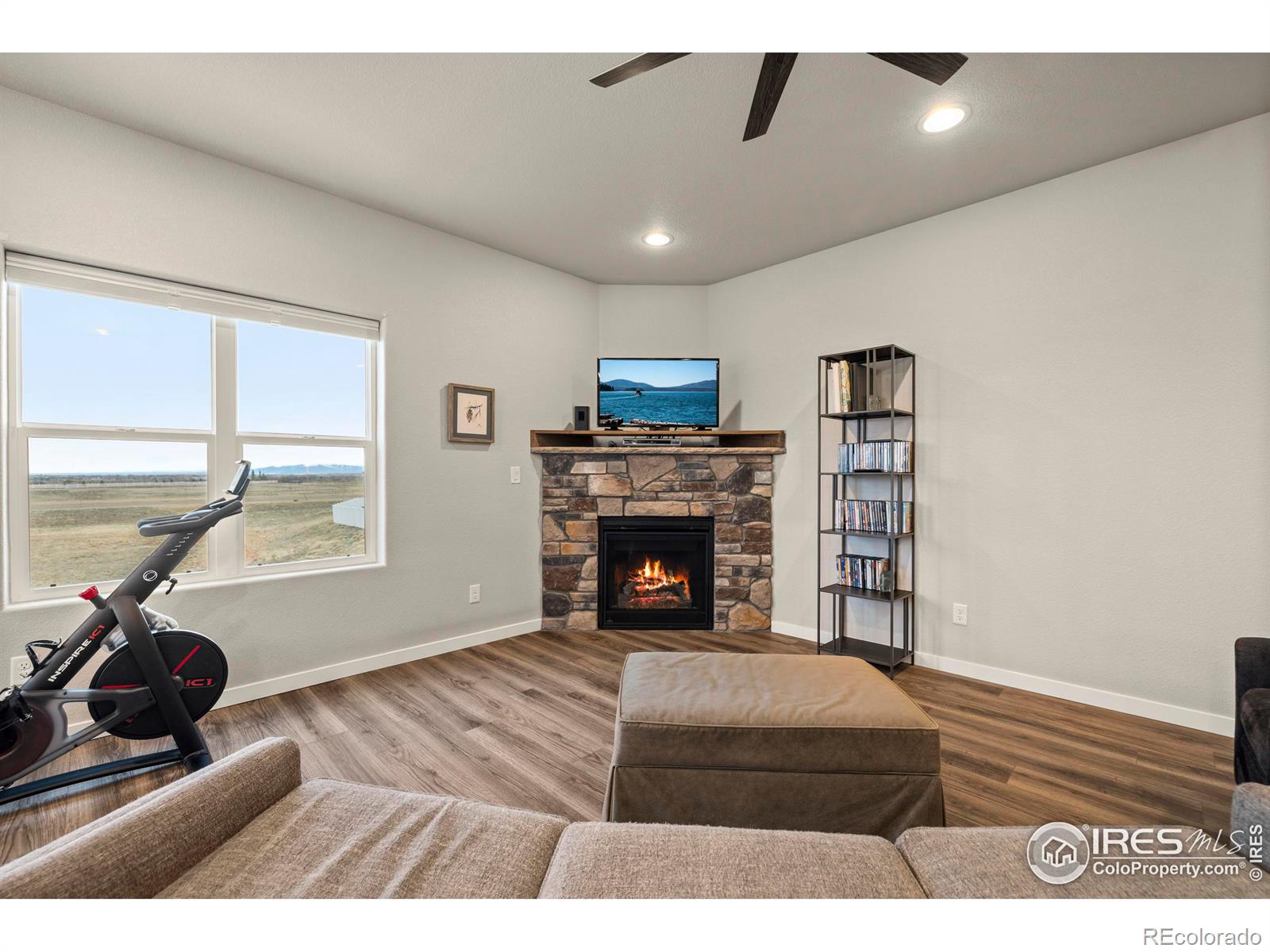 MLS Image #9 for 2100  cadman street,berthoud, Colorado