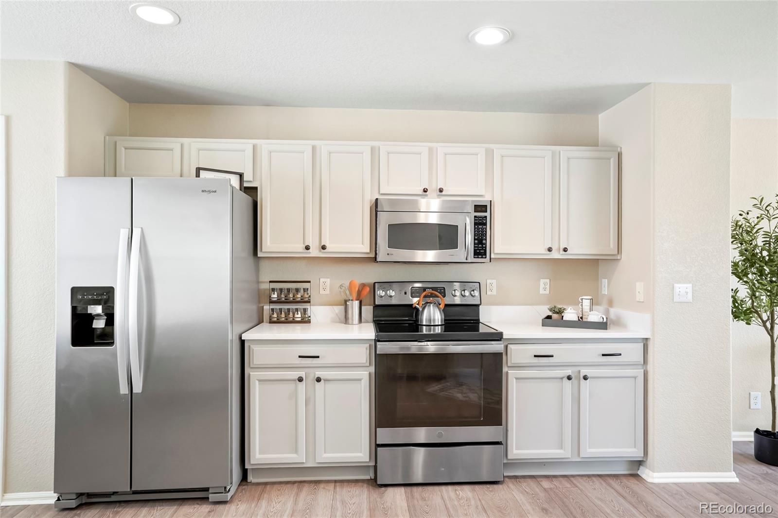 MLS Image #4 for 13915  ivanhoe street,thornton, Colorado