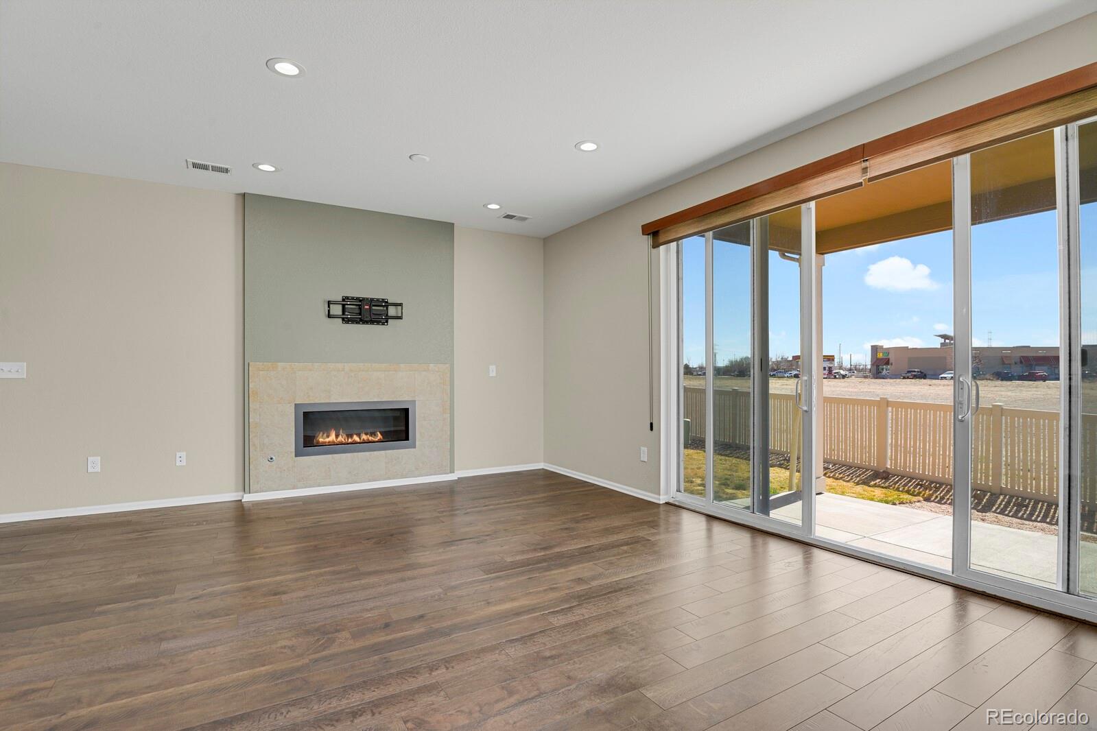 MLS Image #10 for 9284 e 105th avenue,commerce city, Colorado
