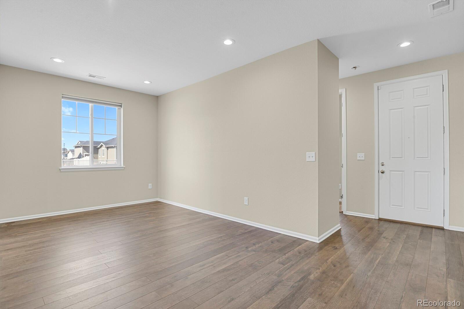 MLS Image #12 for 9284 e 105th avenue,commerce city, Colorado