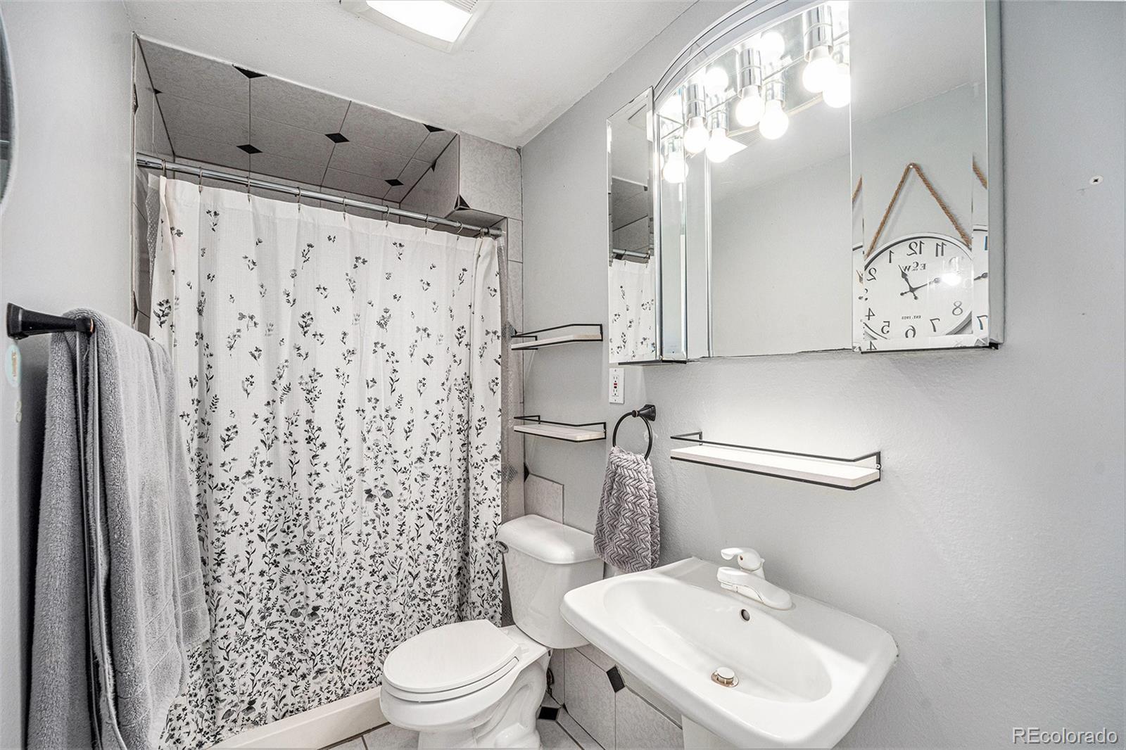 MLS Image #14 for 11744 w 71st place,arvada, Colorado