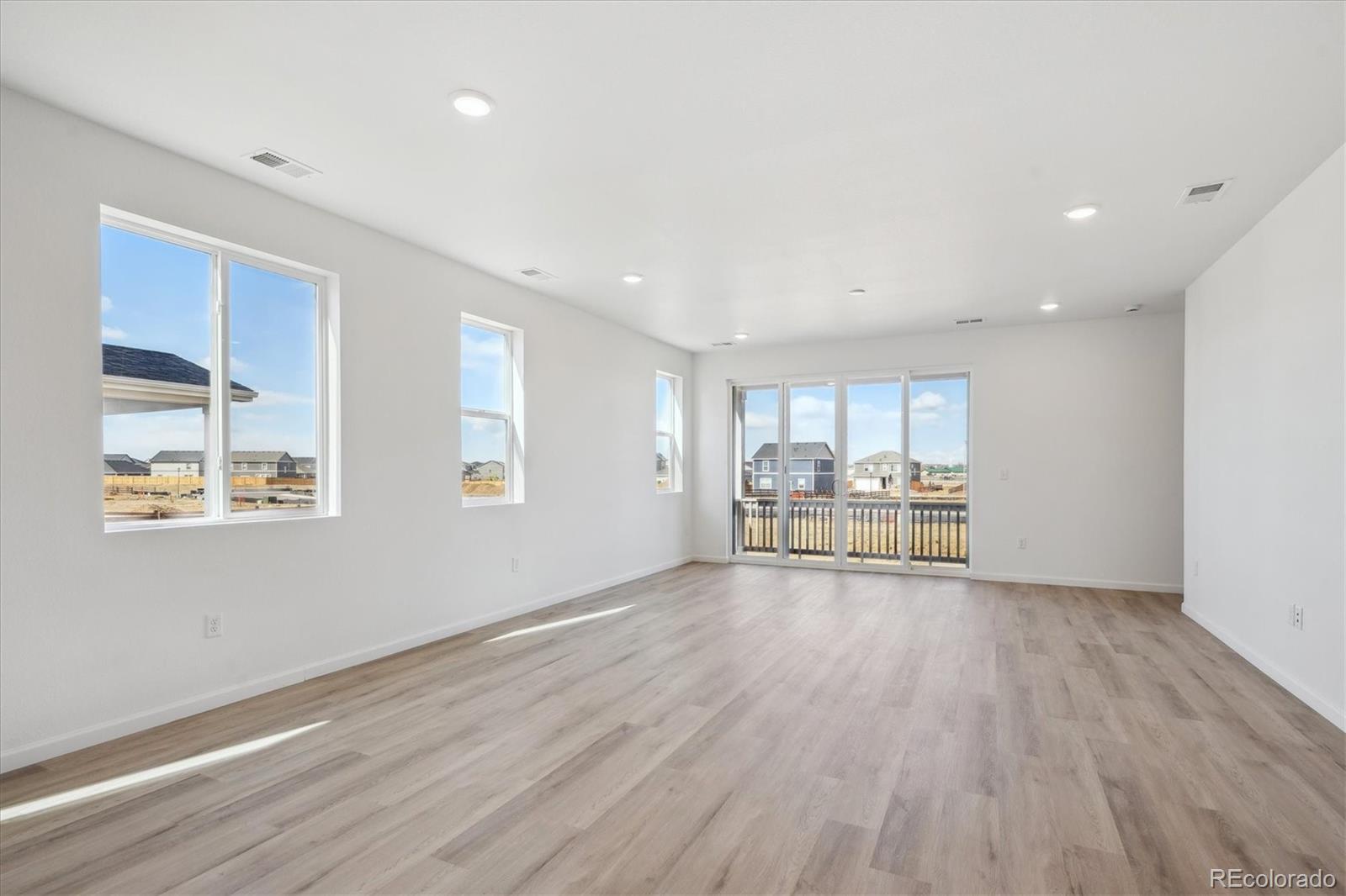 MLS Image #6 for 6161  amerifax drive,windsor, Colorado