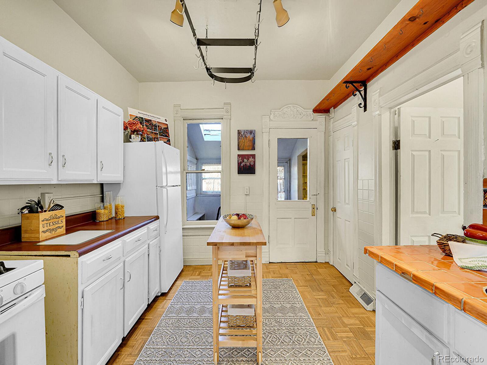 MLS Image #12 for 1256 s pennsylvania street,denver, Colorado