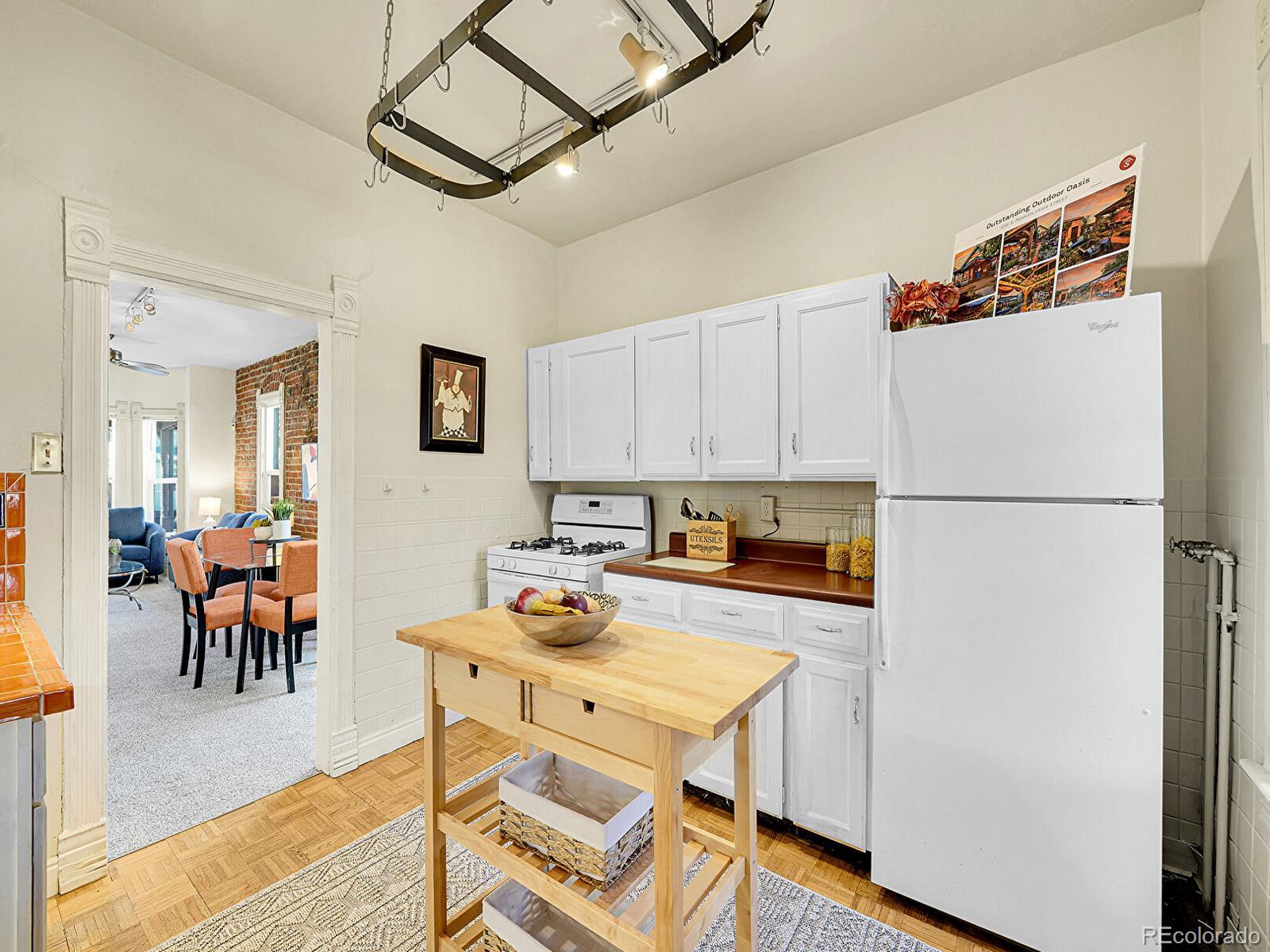 MLS Image #13 for 1256 s pennsylvania street,denver, Colorado