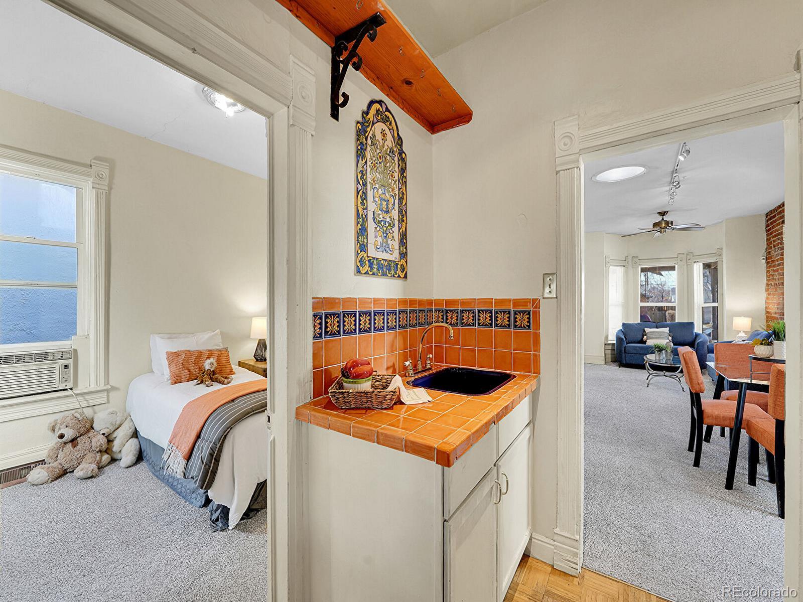 MLS Image #15 for 1256 s pennsylvania street,denver, Colorado