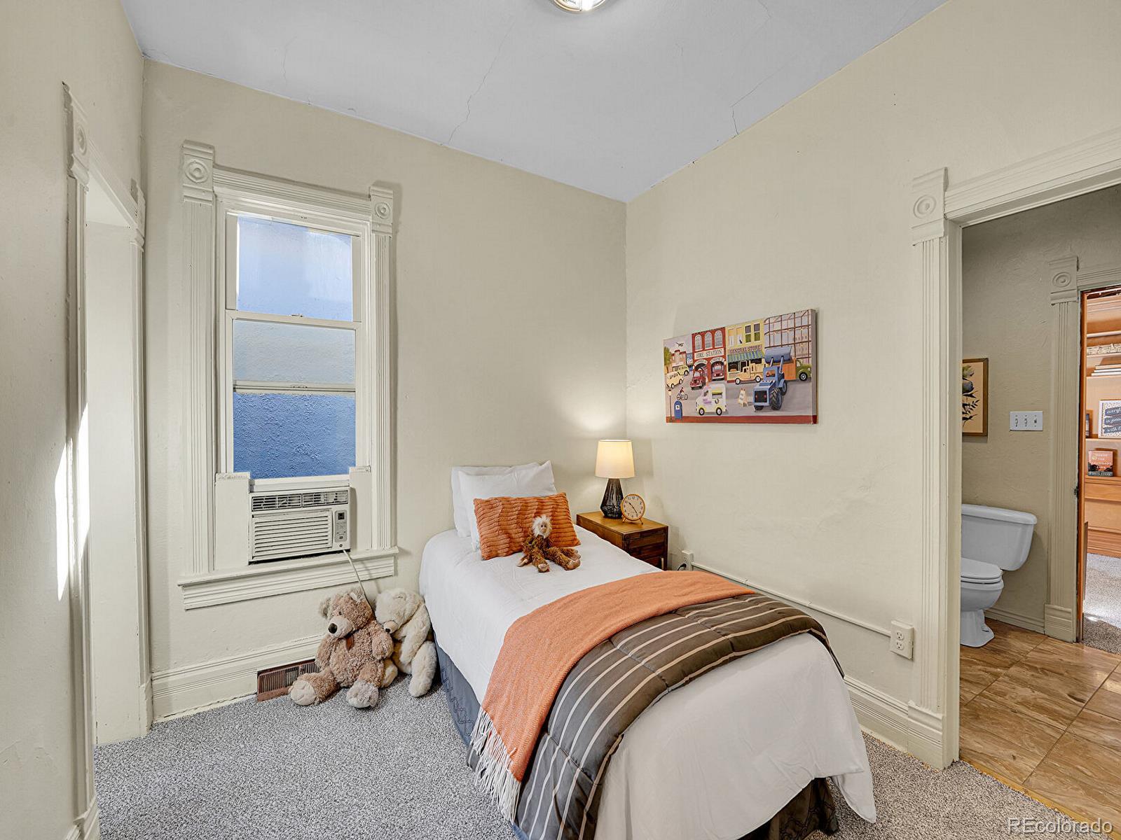 MLS Image #17 for 1256 s pennsylvania street,denver, Colorado