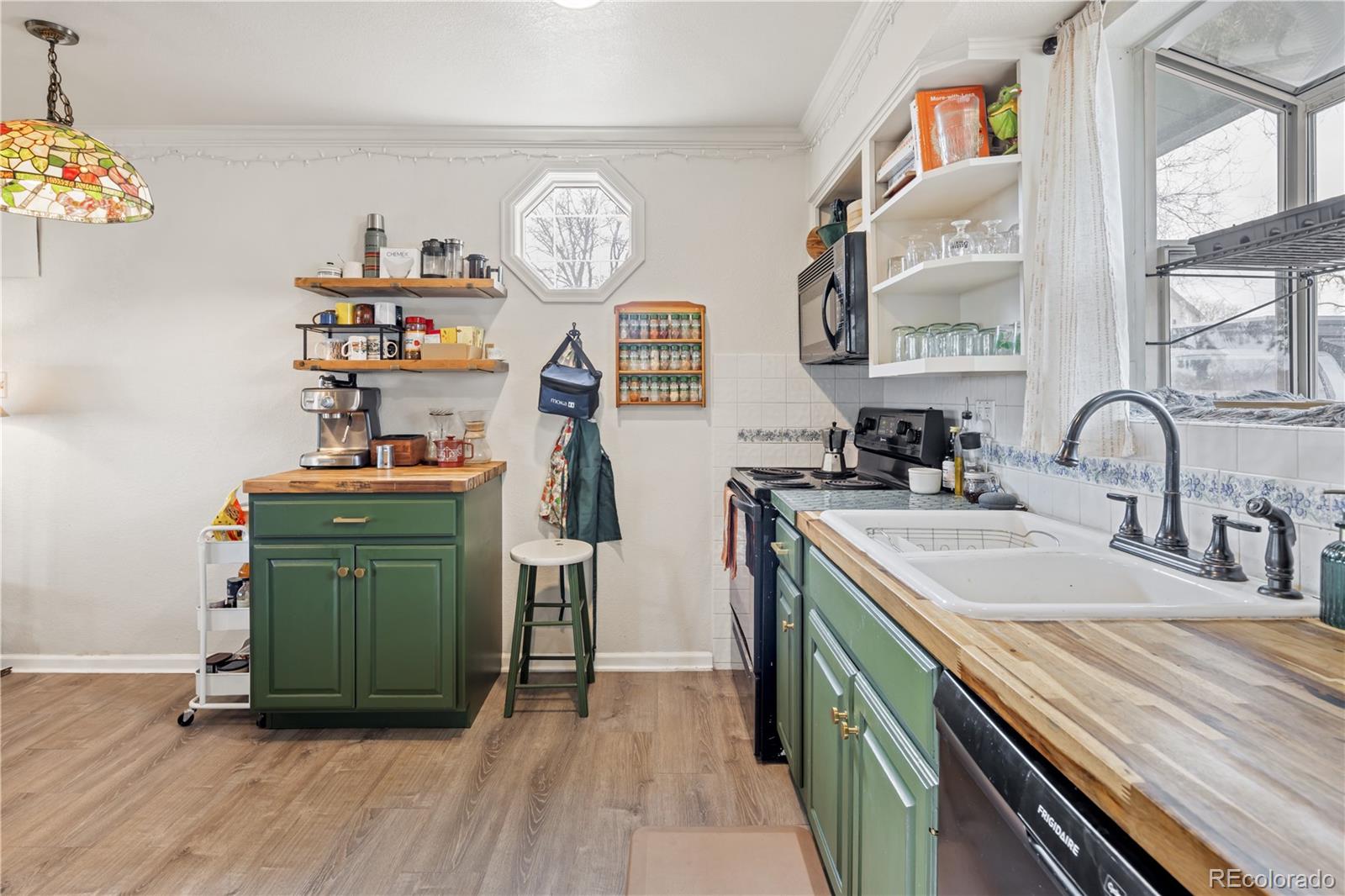 MLS Image #6 for 780  campo street,denver, Colorado