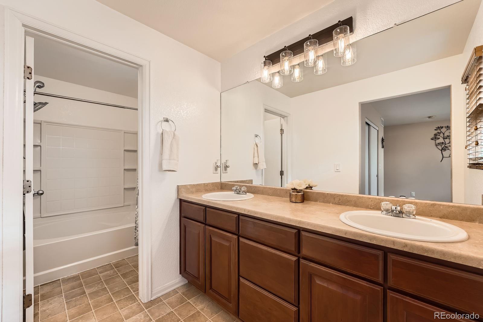 MLS Image #15 for 3894 s tibet way,aurora, Colorado