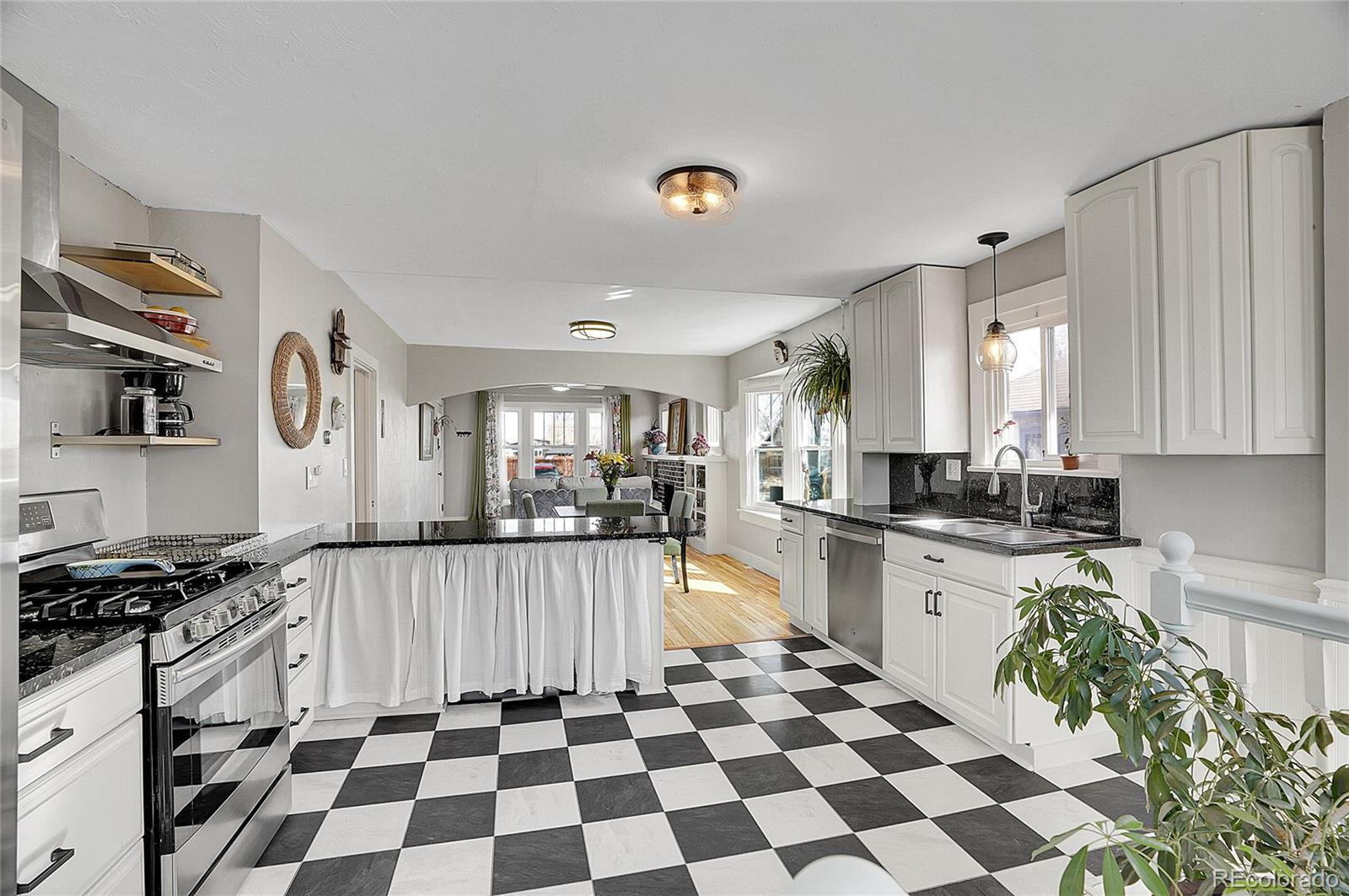 MLS Image #17 for 633  lowell boulevard,denver, Colorado