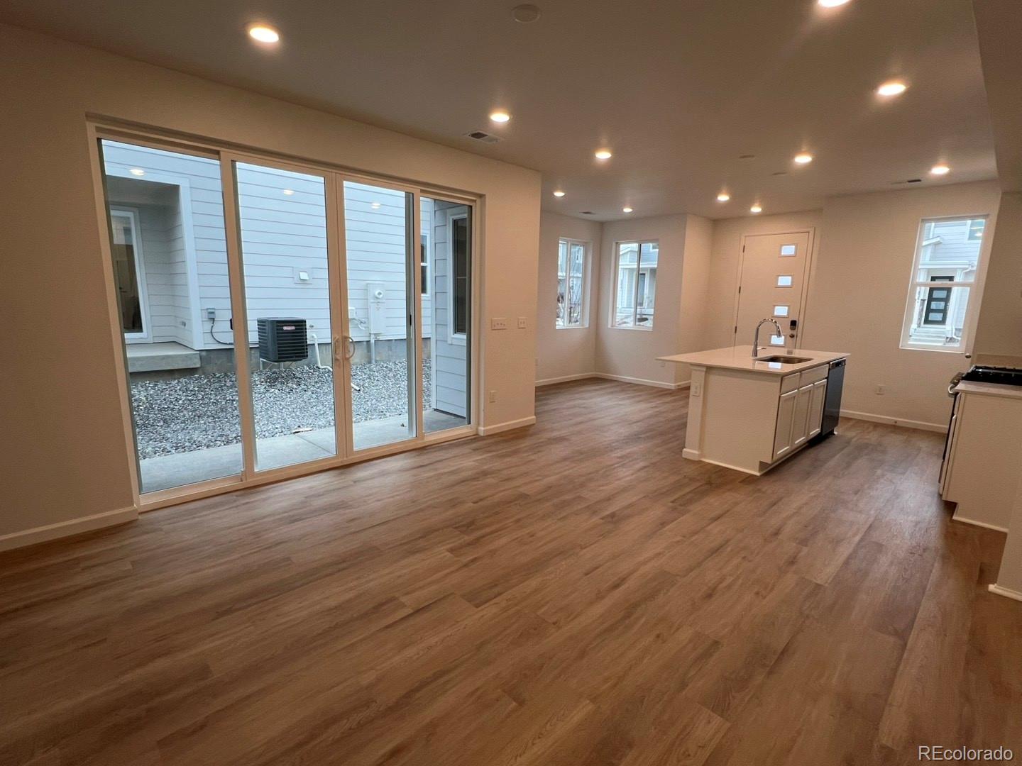 MLS Image #4 for 22823 e tufts avenue,aurora, Colorado