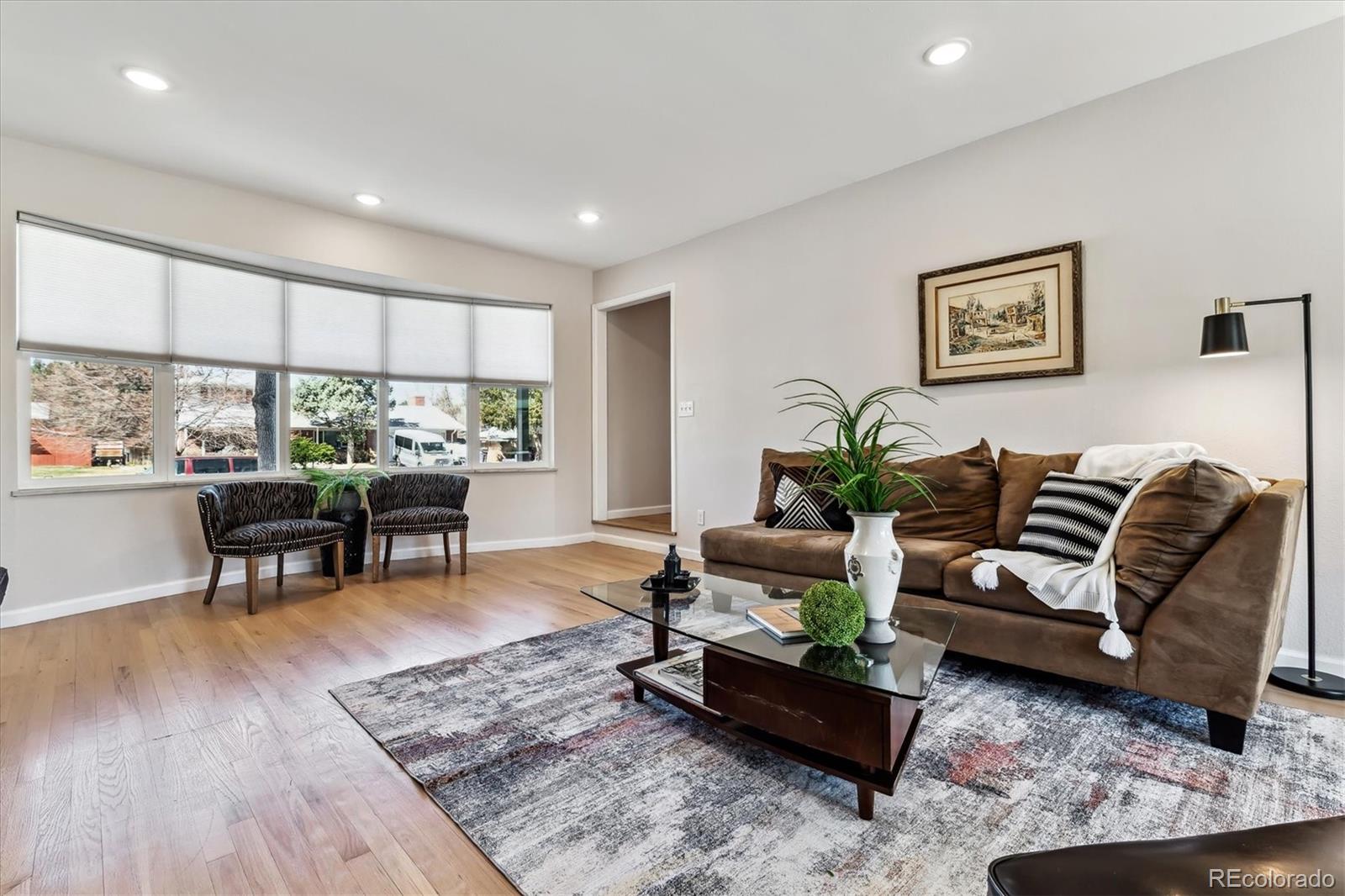 MLS Image #17 for 656 s poplar street,denver, Colorado