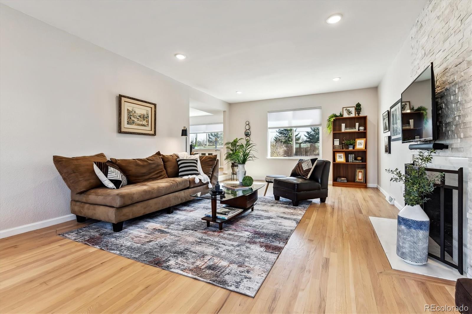 MLS Image #18 for 656 s poplar street,denver, Colorado