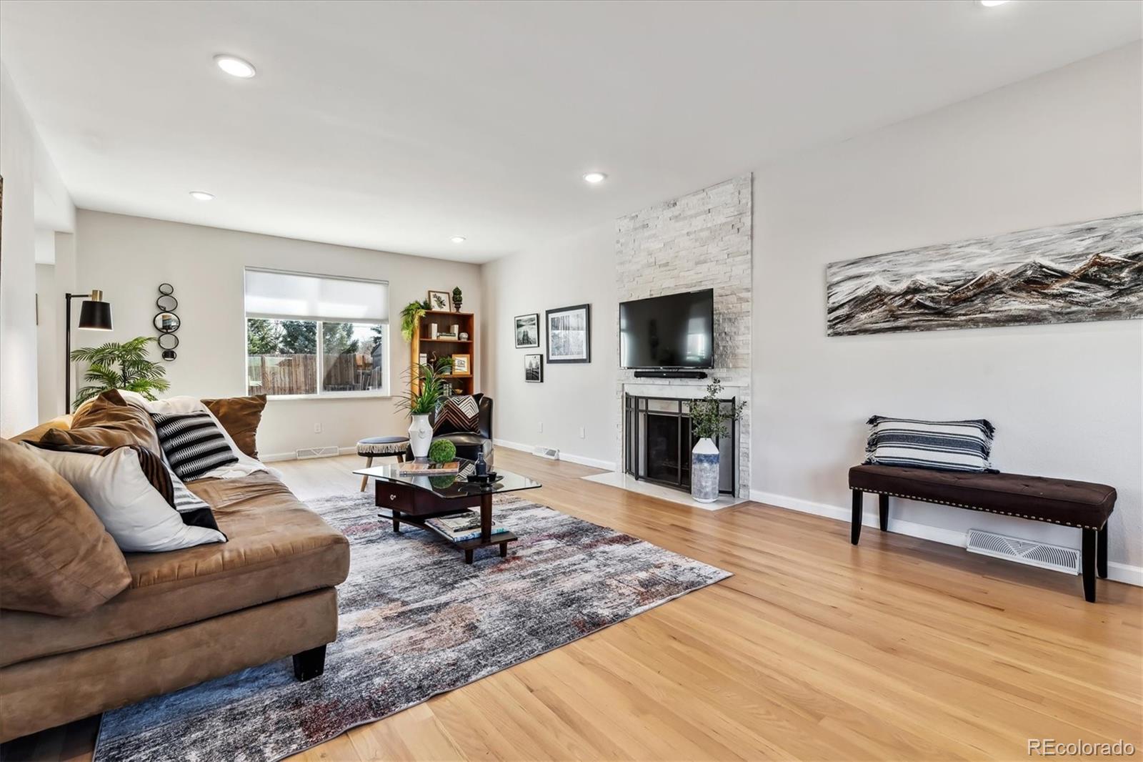 MLS Image #19 for 656 s poplar street,denver, Colorado