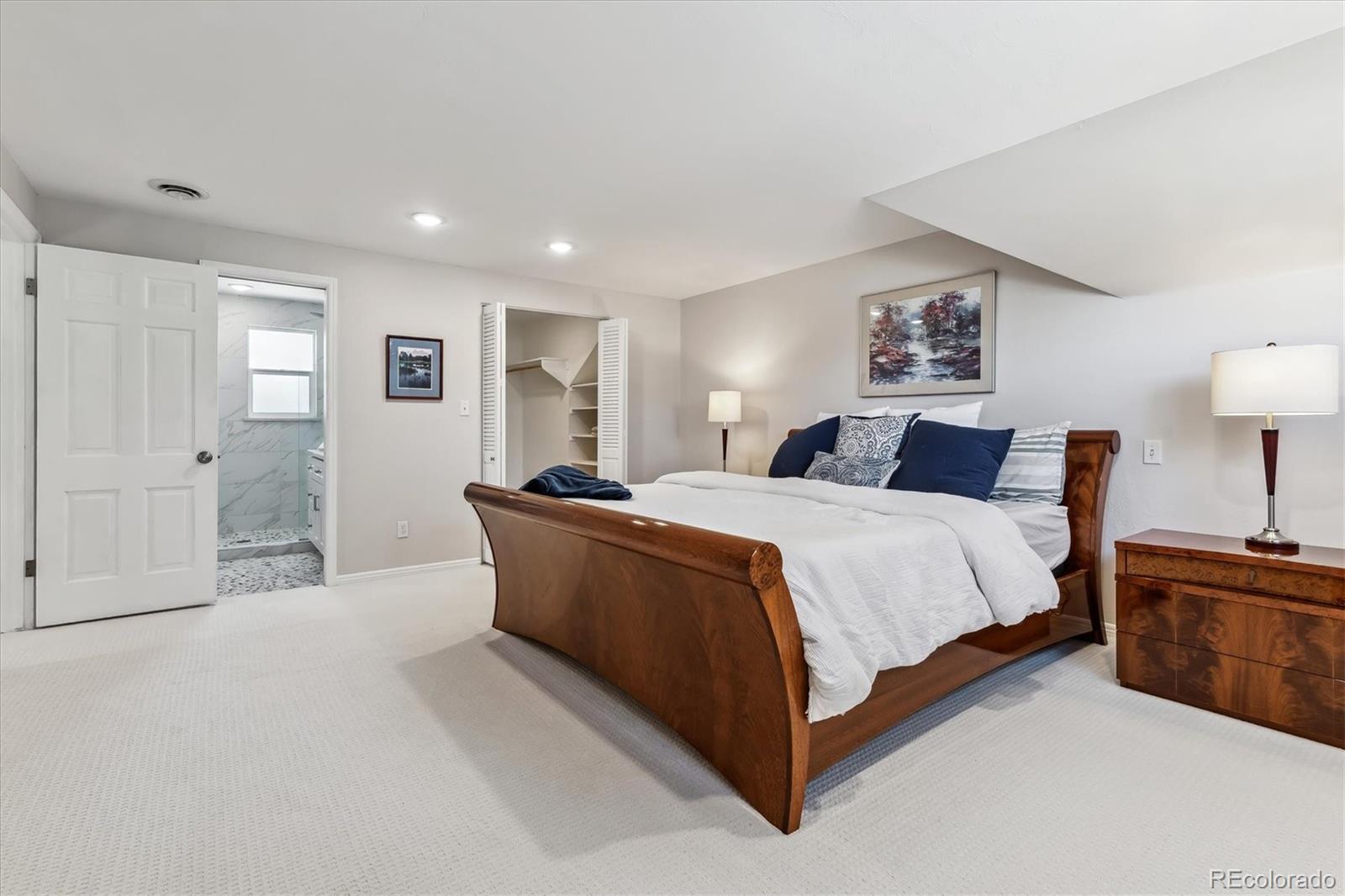 MLS Image #22 for 656 s poplar street,denver, Colorado