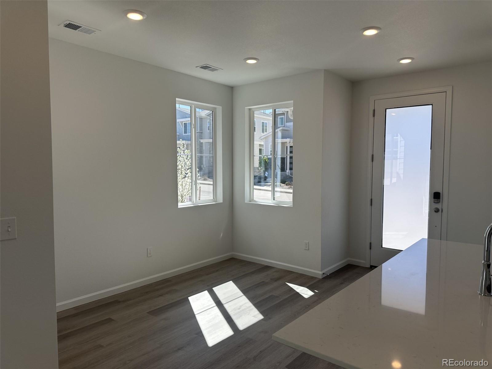 MLS Image #5 for 22813 e tufts avenue,aurora, Colorado