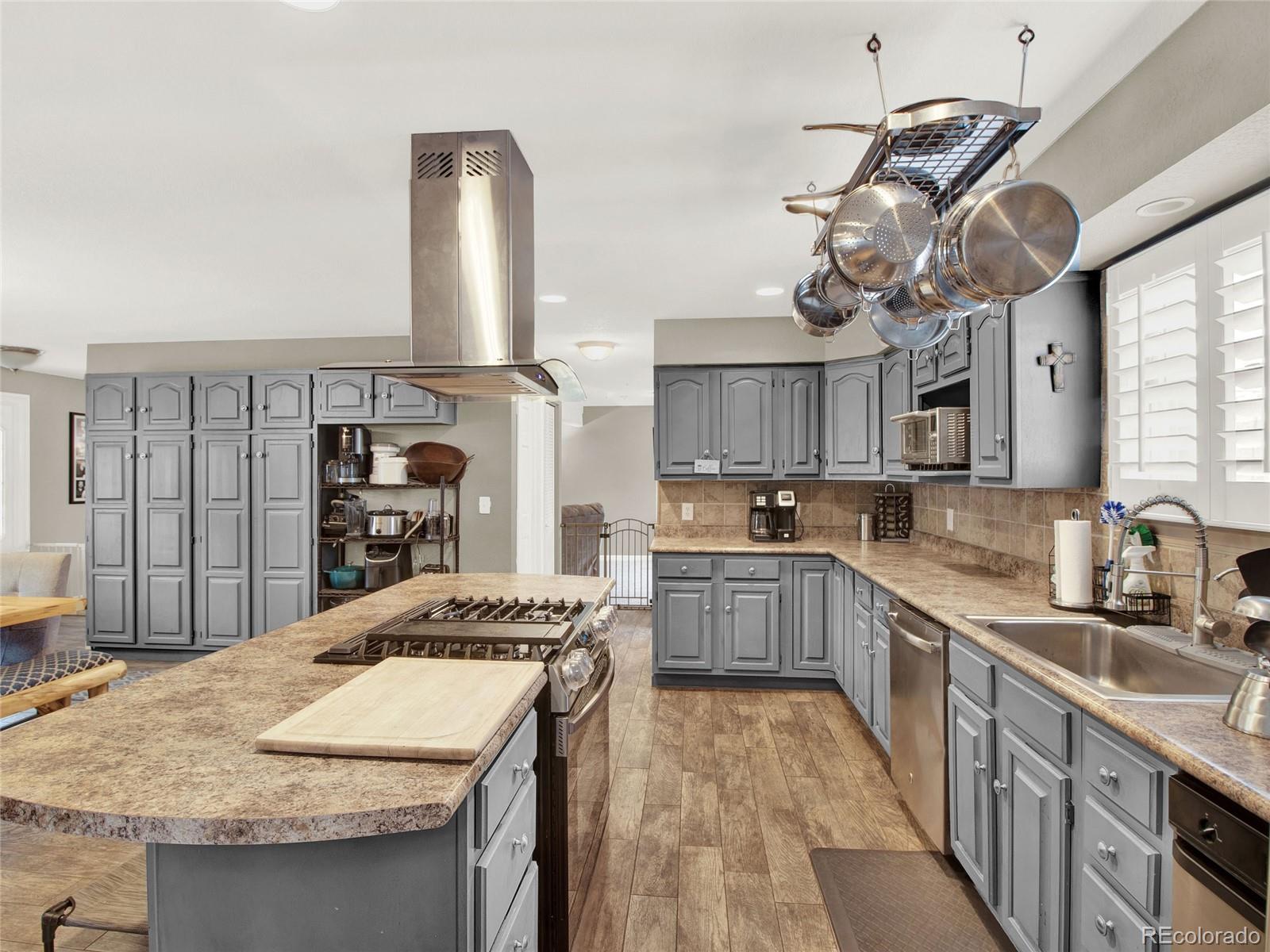 MLS Image #26 for 638 s dudley street,lakewood, Colorado