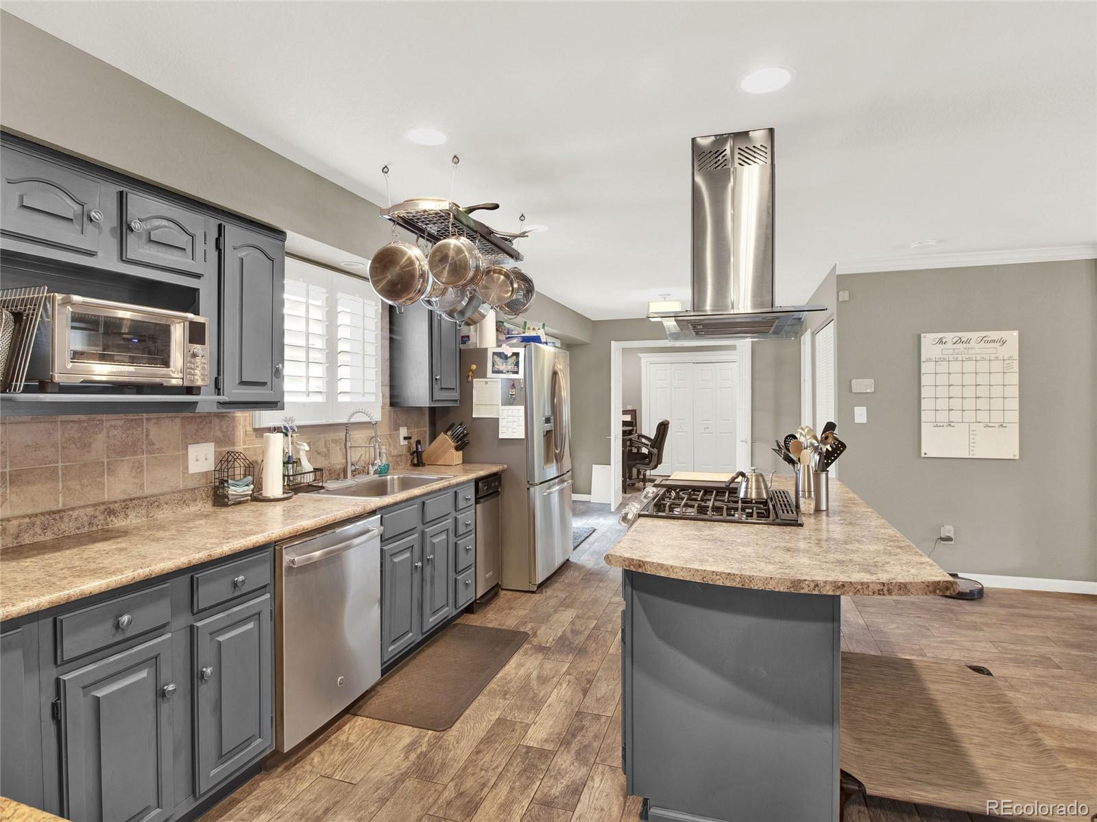 MLS Image #6 for 638 s dudley street,lakewood, Colorado