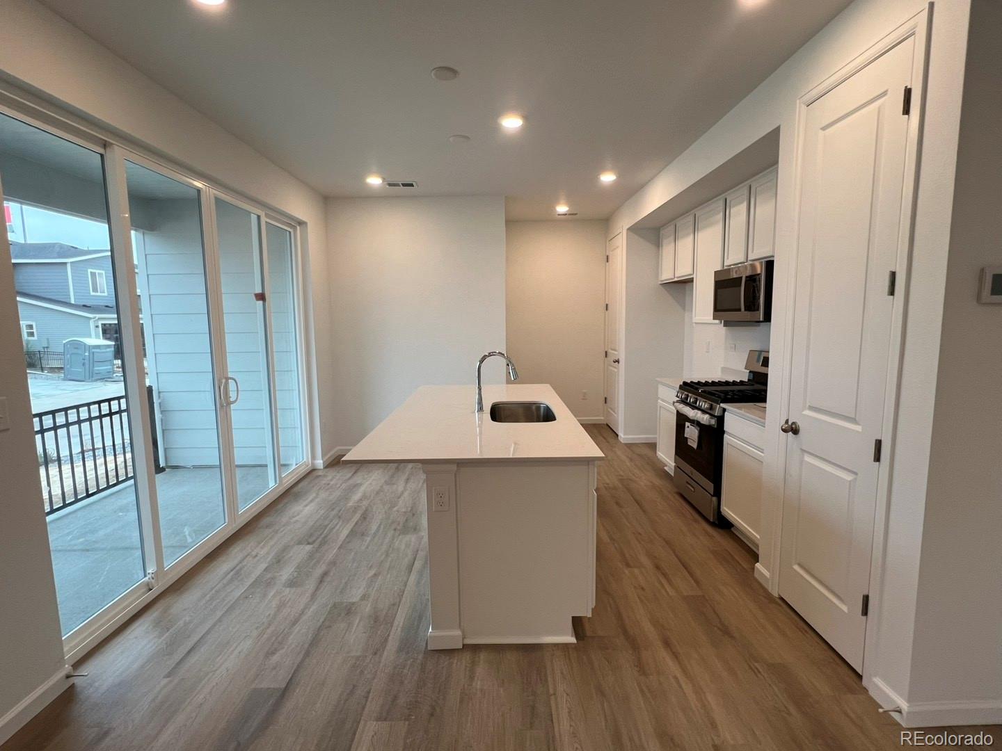 MLS Image #3 for 22813 e tufts avenue,aurora, Colorado
